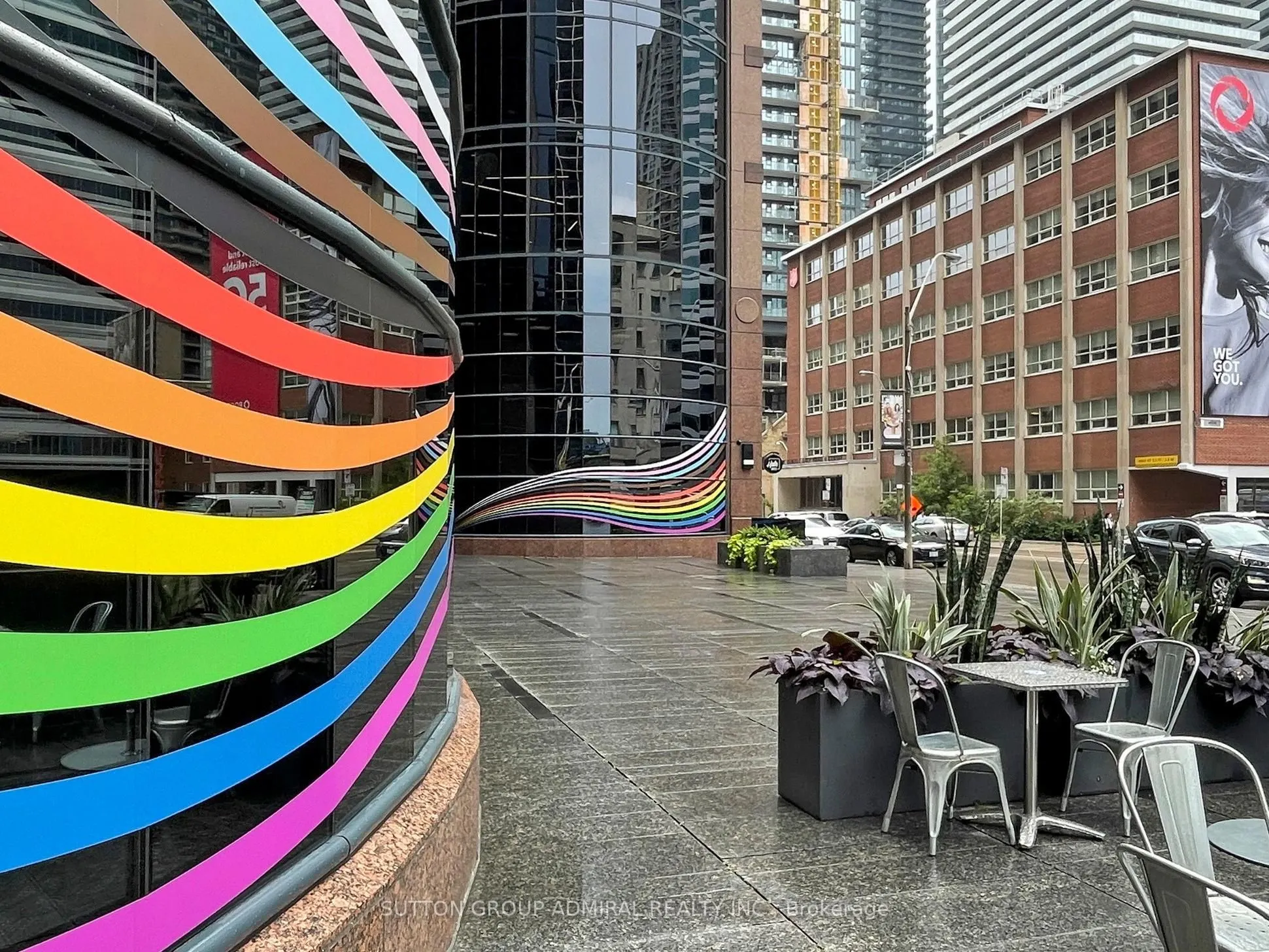 100 Hayden Street #812