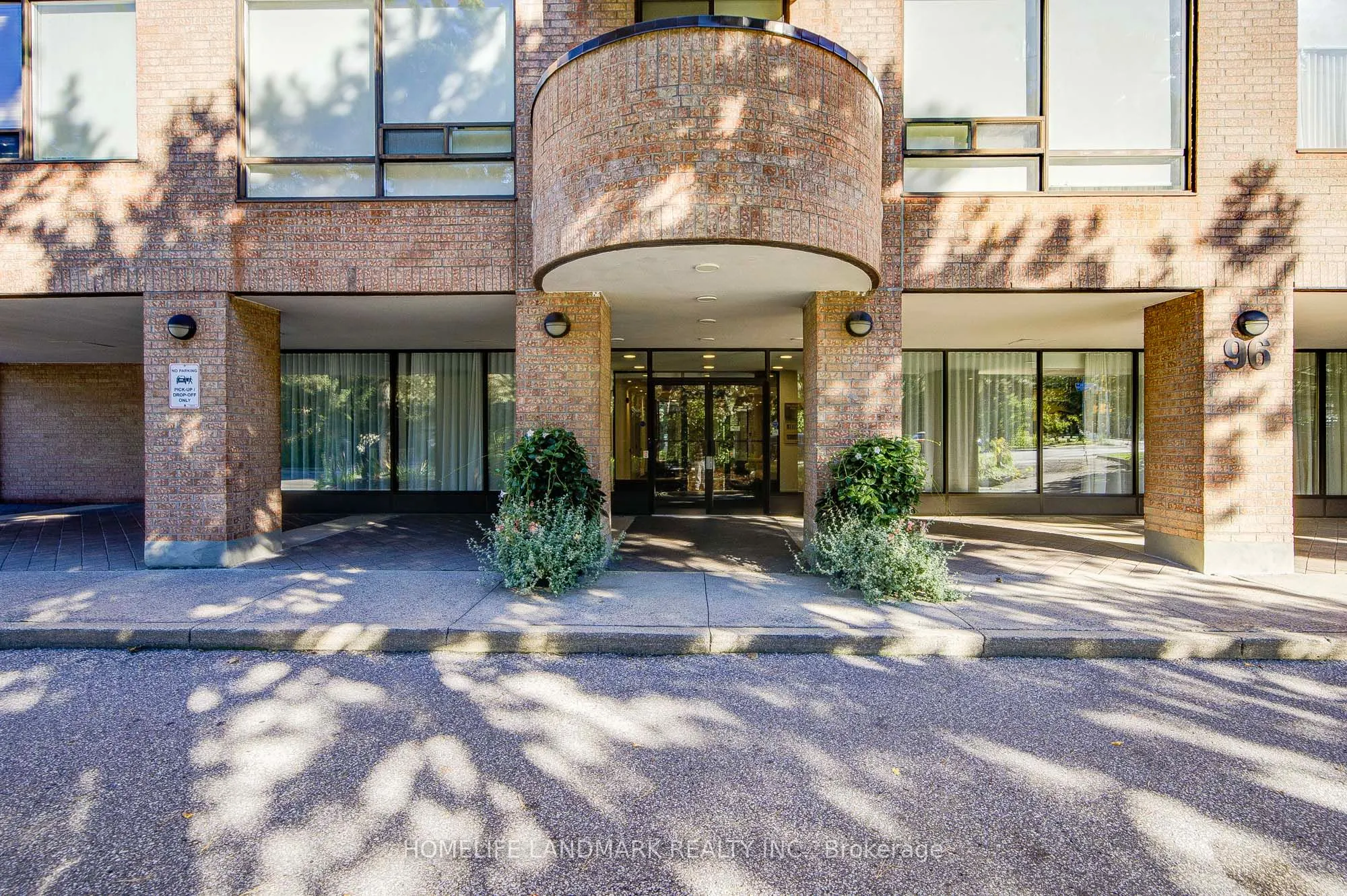 96 Fifeshire Road #301