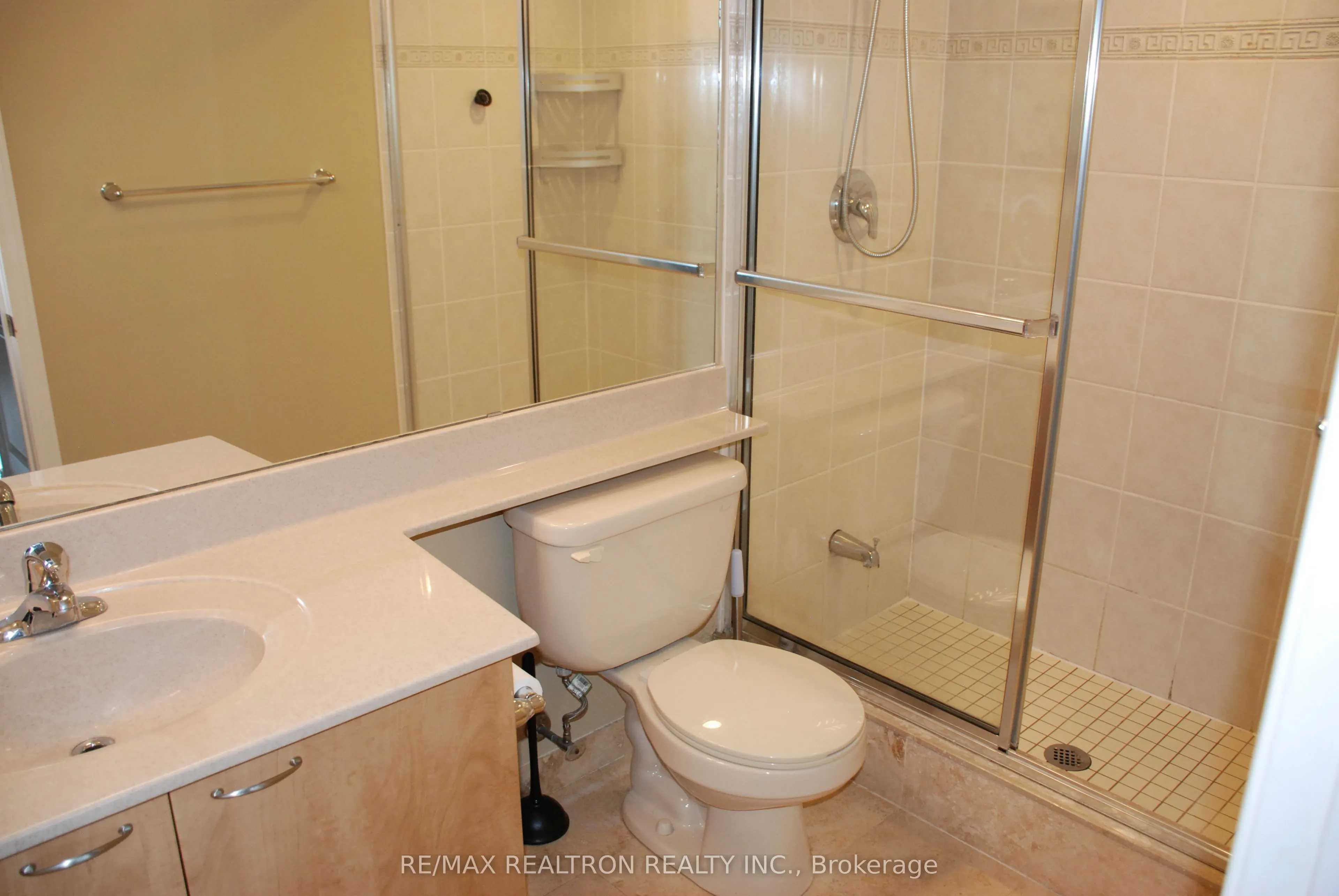 509 Beecroft Road #1211