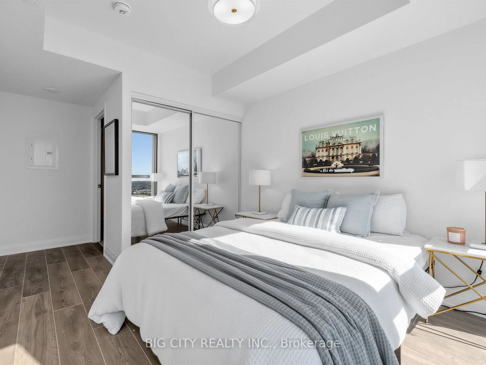 25 Frederick Todd Way #2211