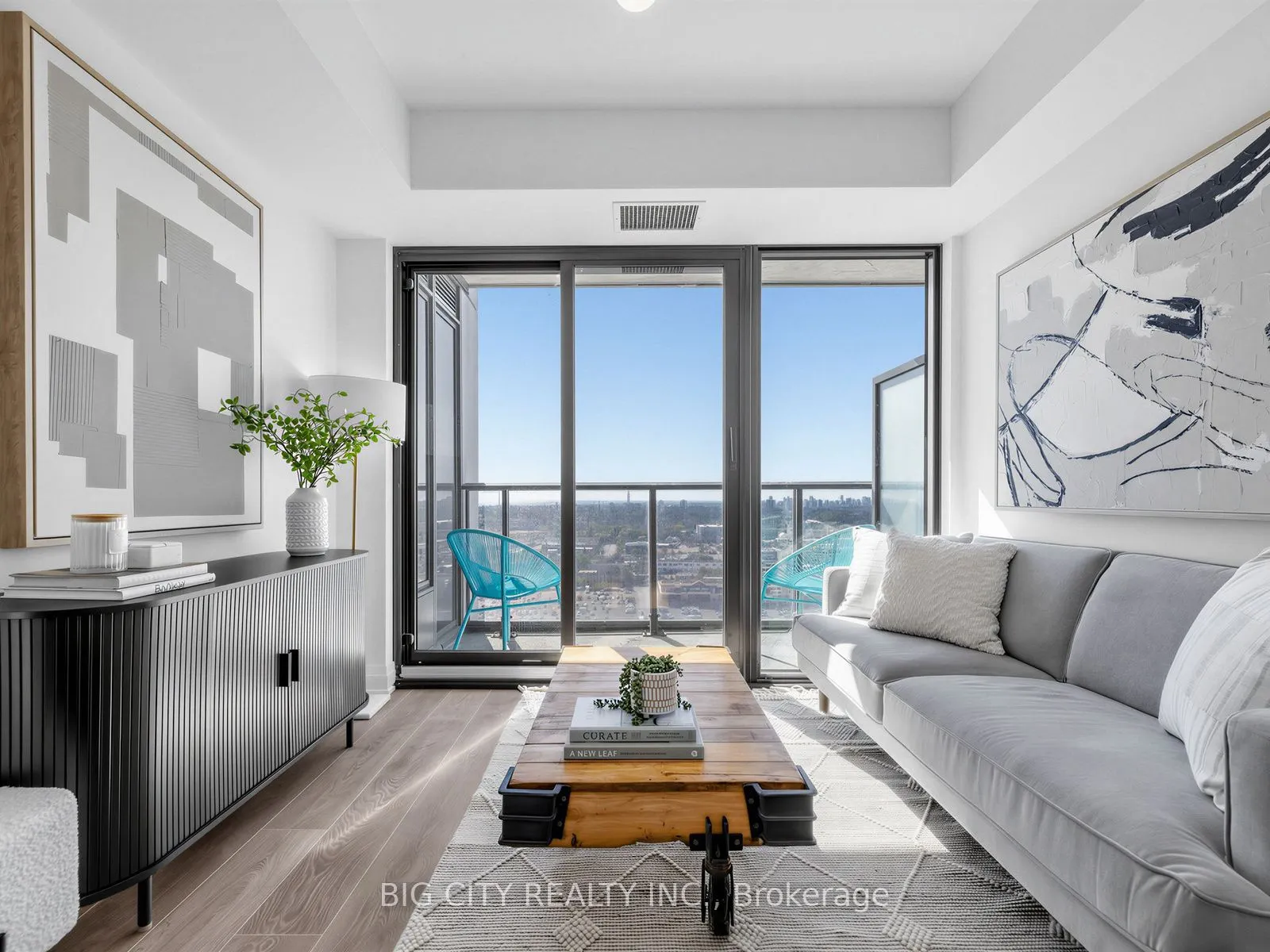 25 Frederick Todd Way #2211
