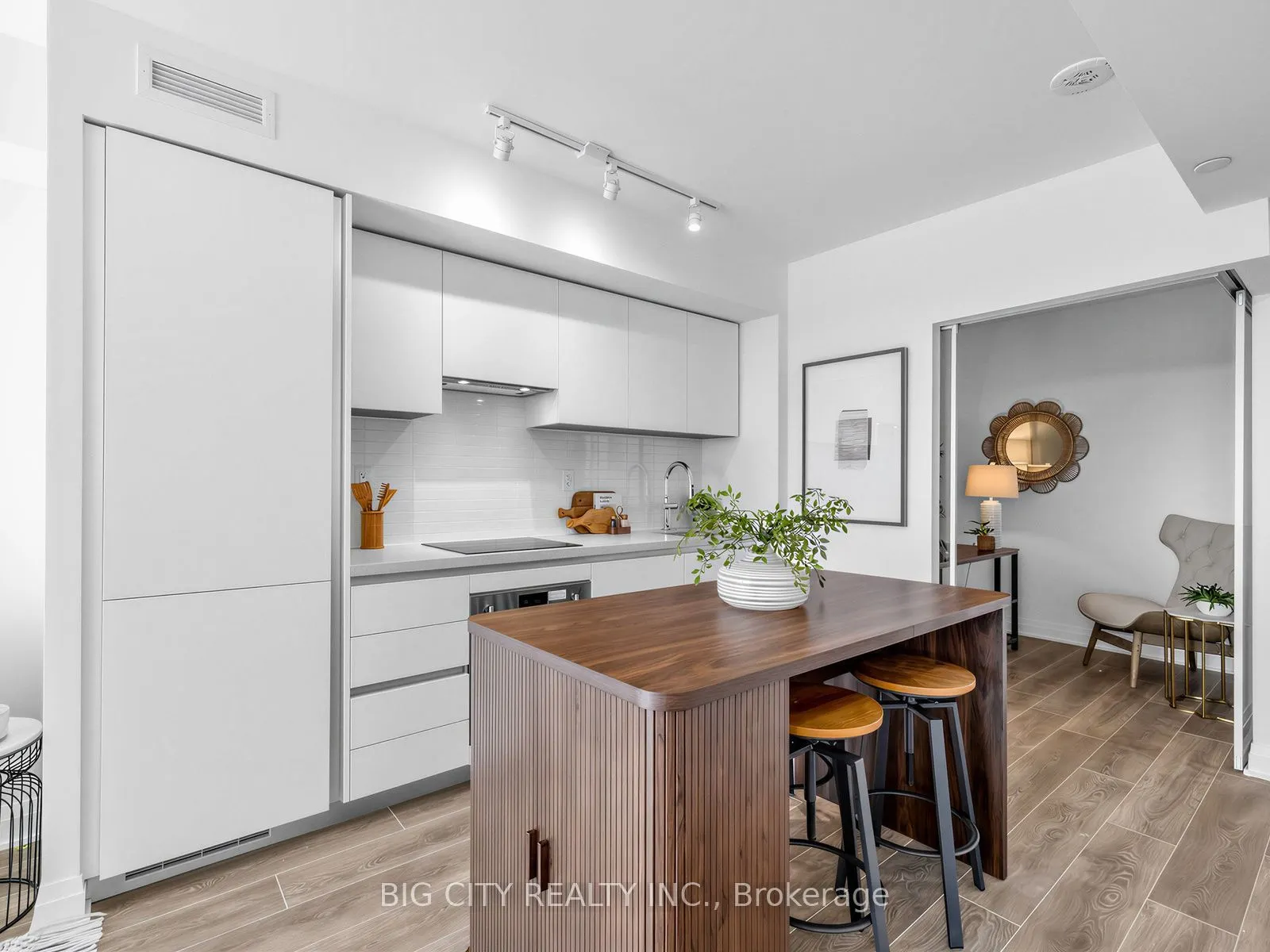 25 Frederick Todd Way #2211