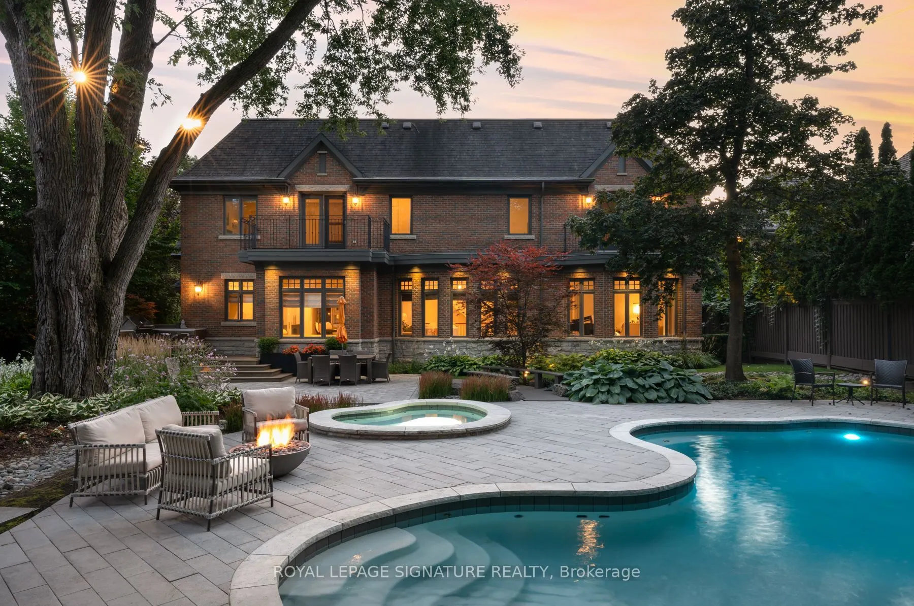 1 Oakley Place