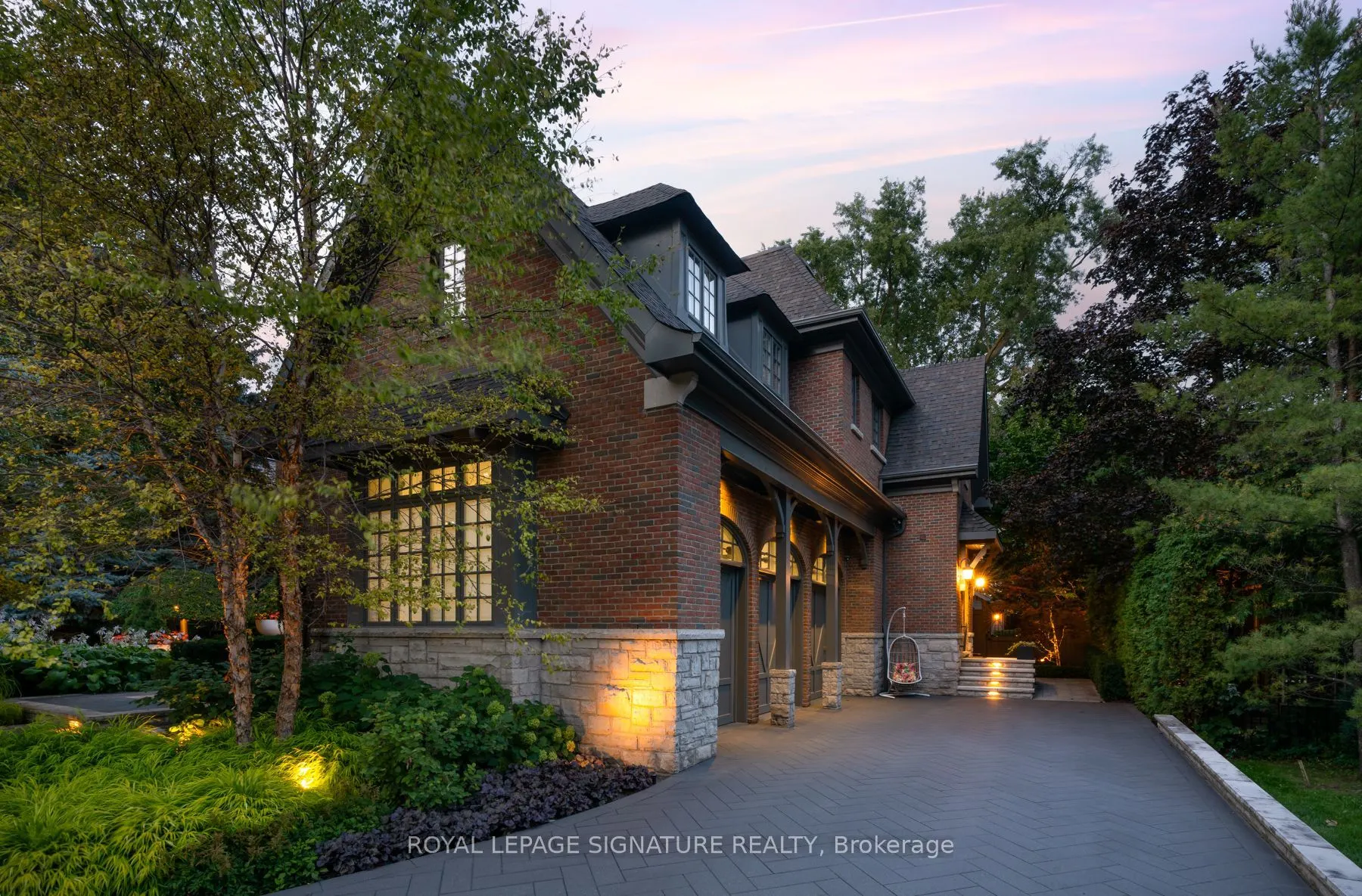 1 Oakley Place