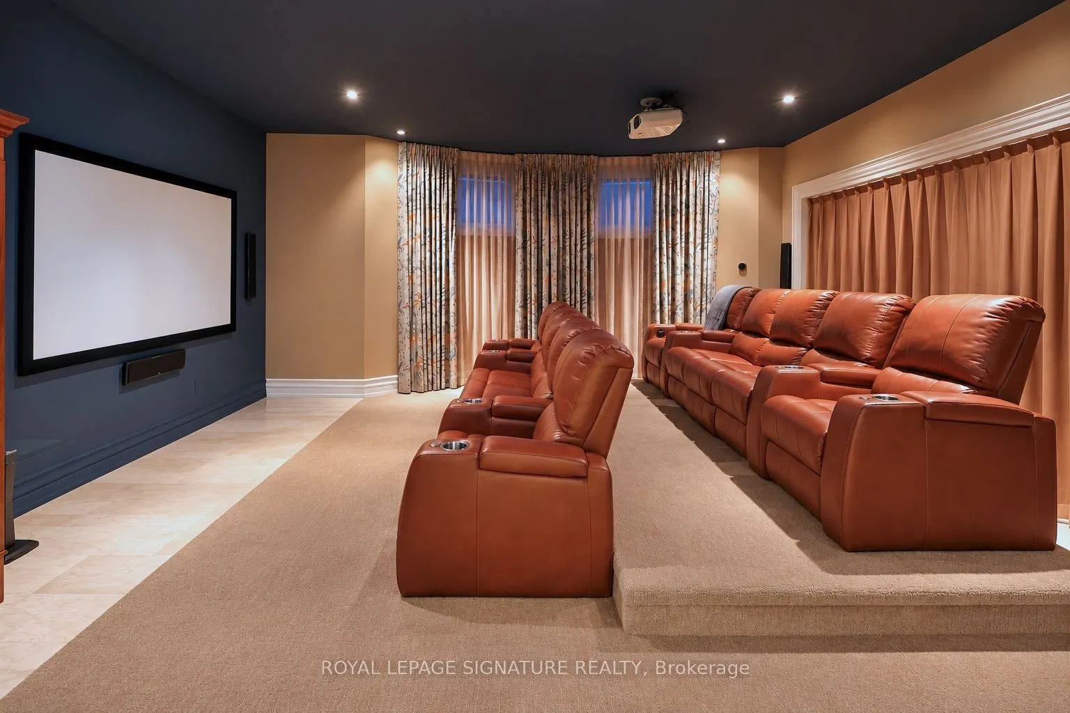 1 Oakley Place