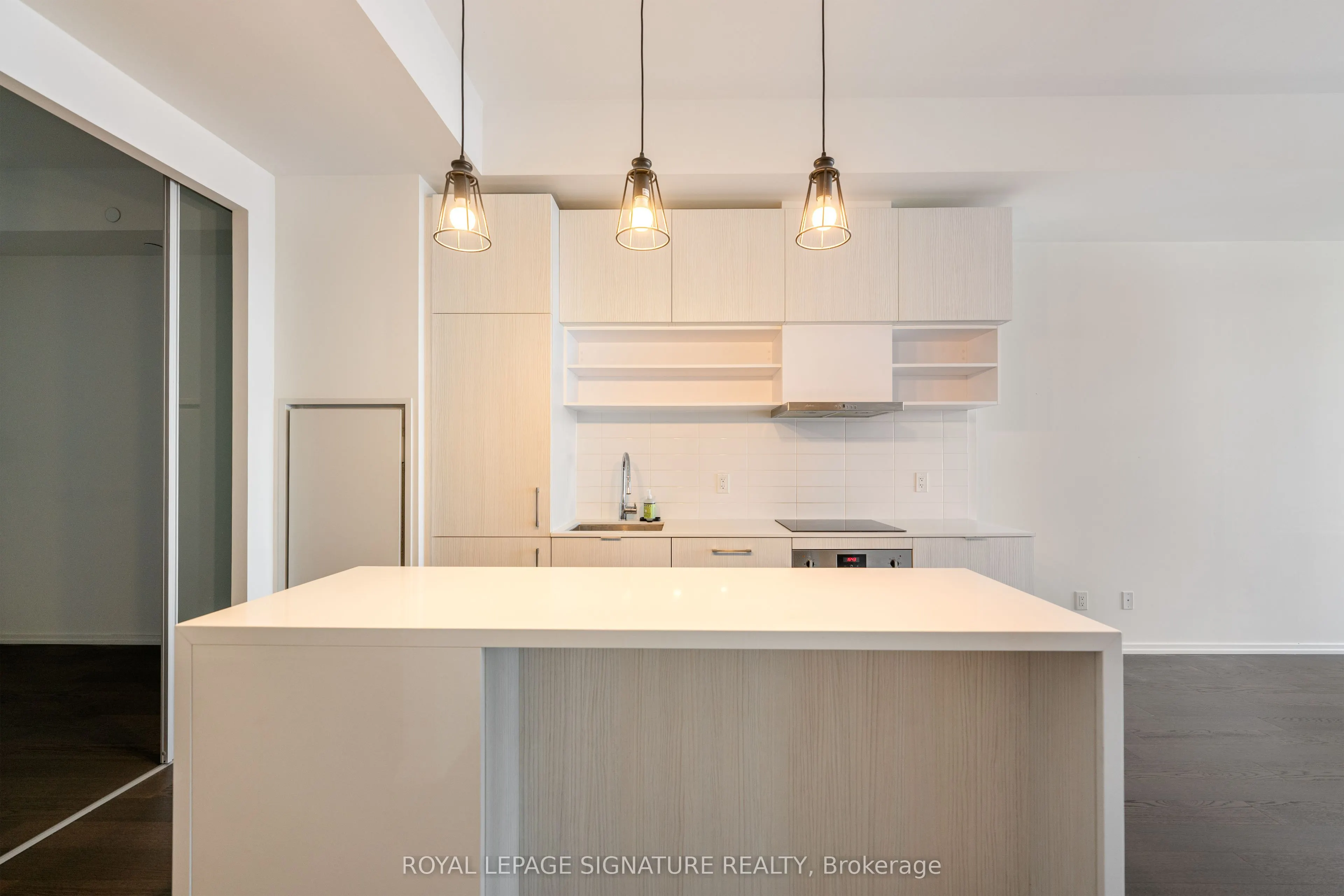 5 Soudan Avenue #1010
