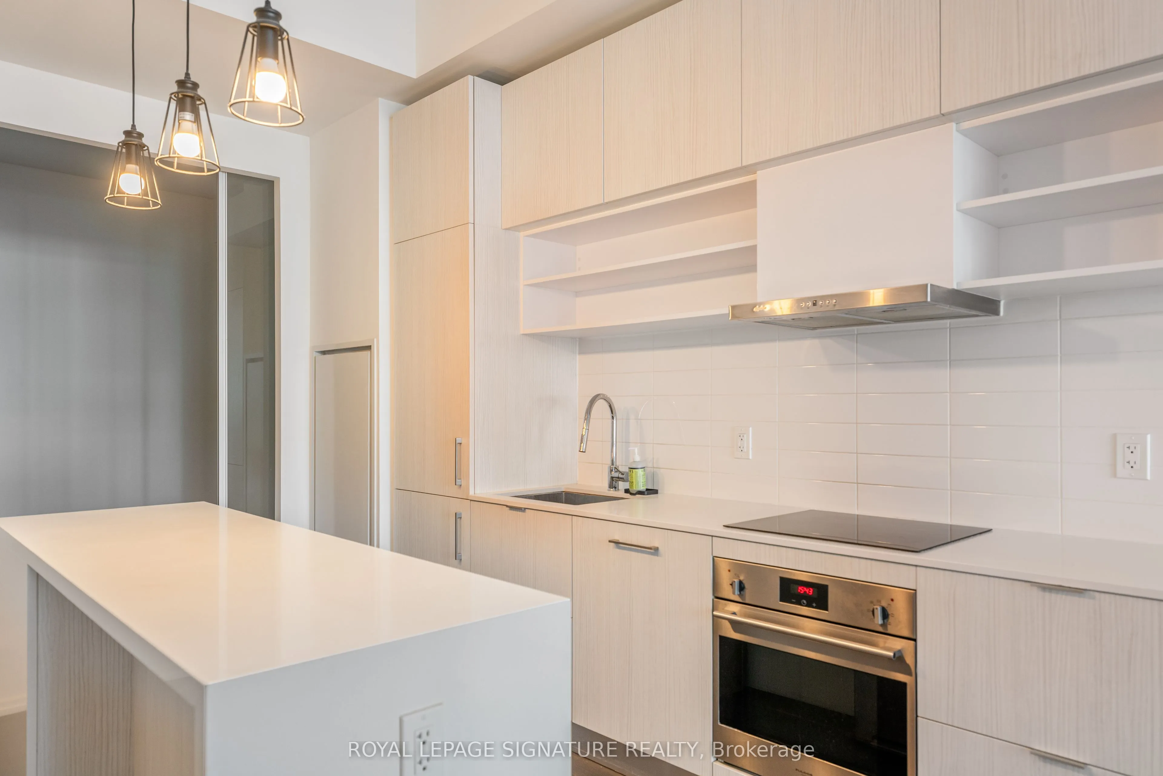 5 Soudan Avenue #1010