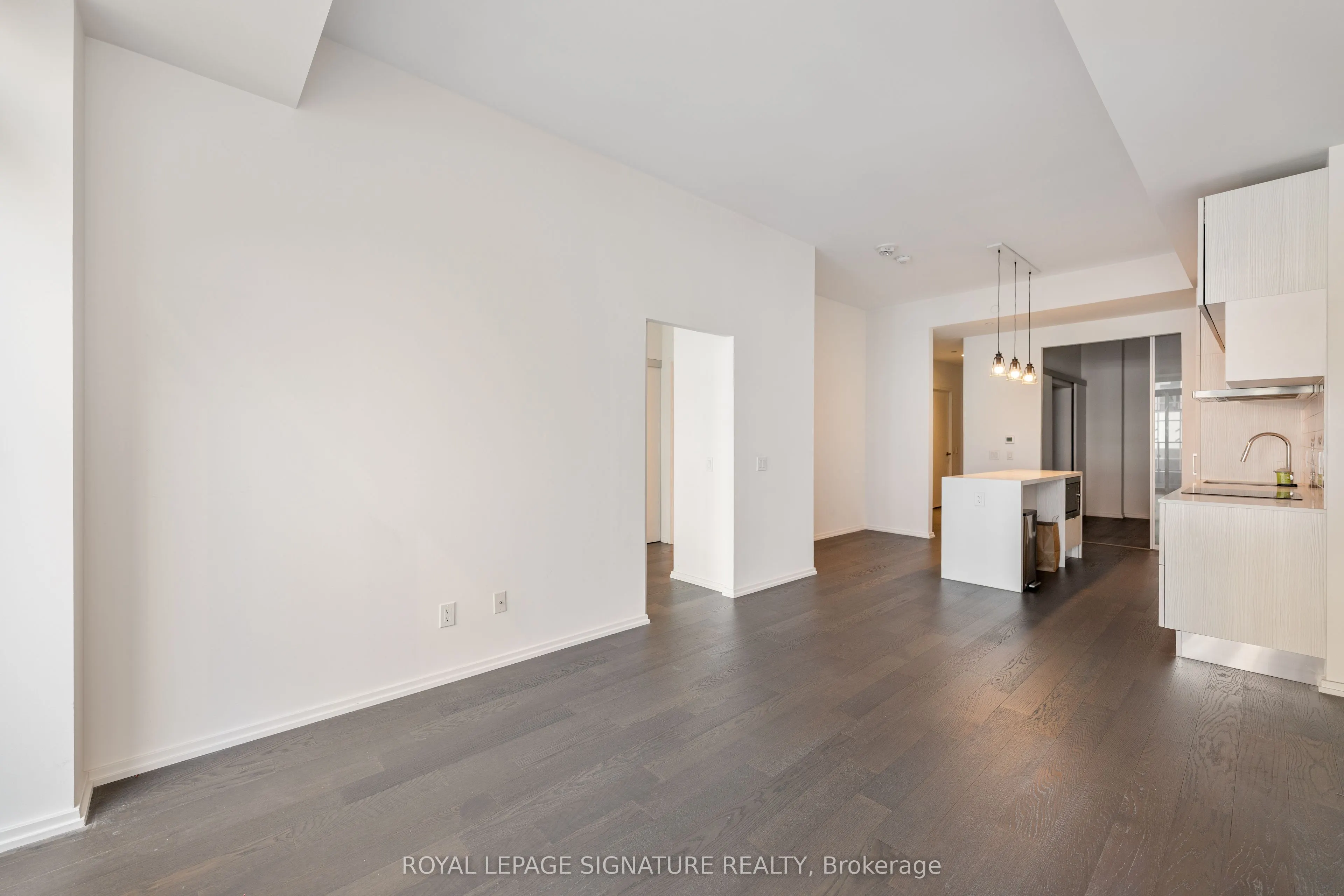 5 Soudan Avenue #1010