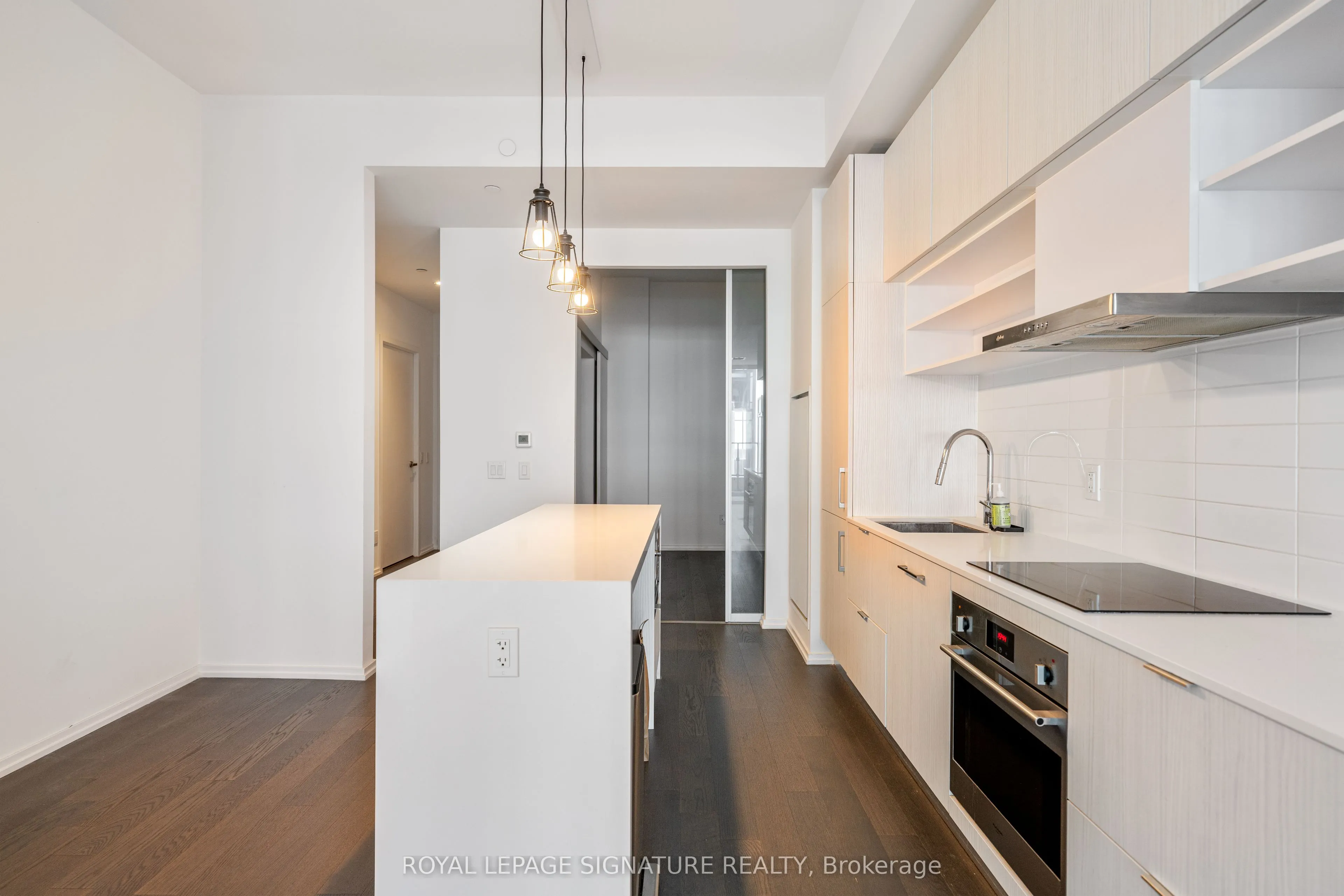 5 Soudan Avenue #1010