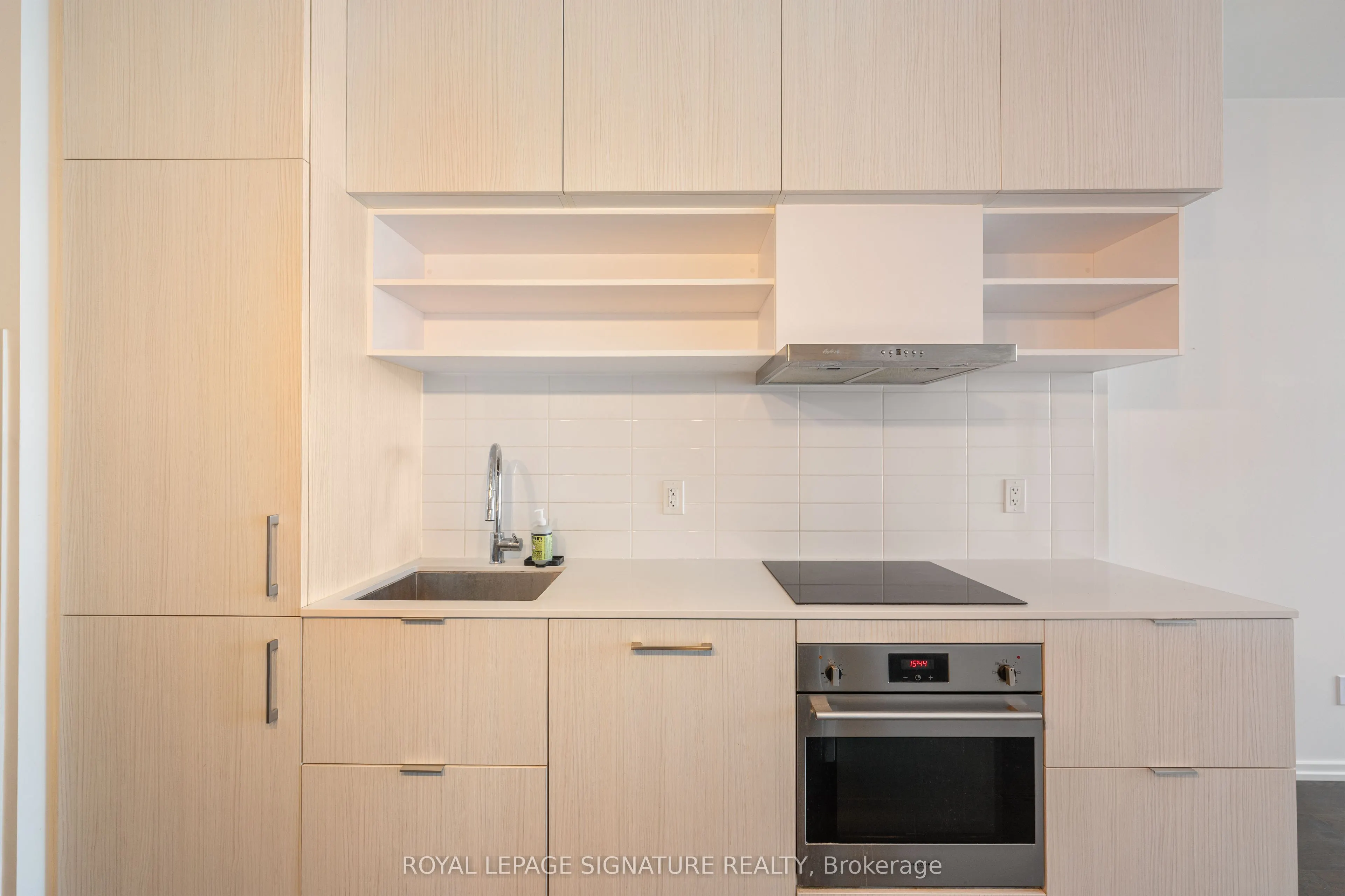 5 Soudan Avenue #1010