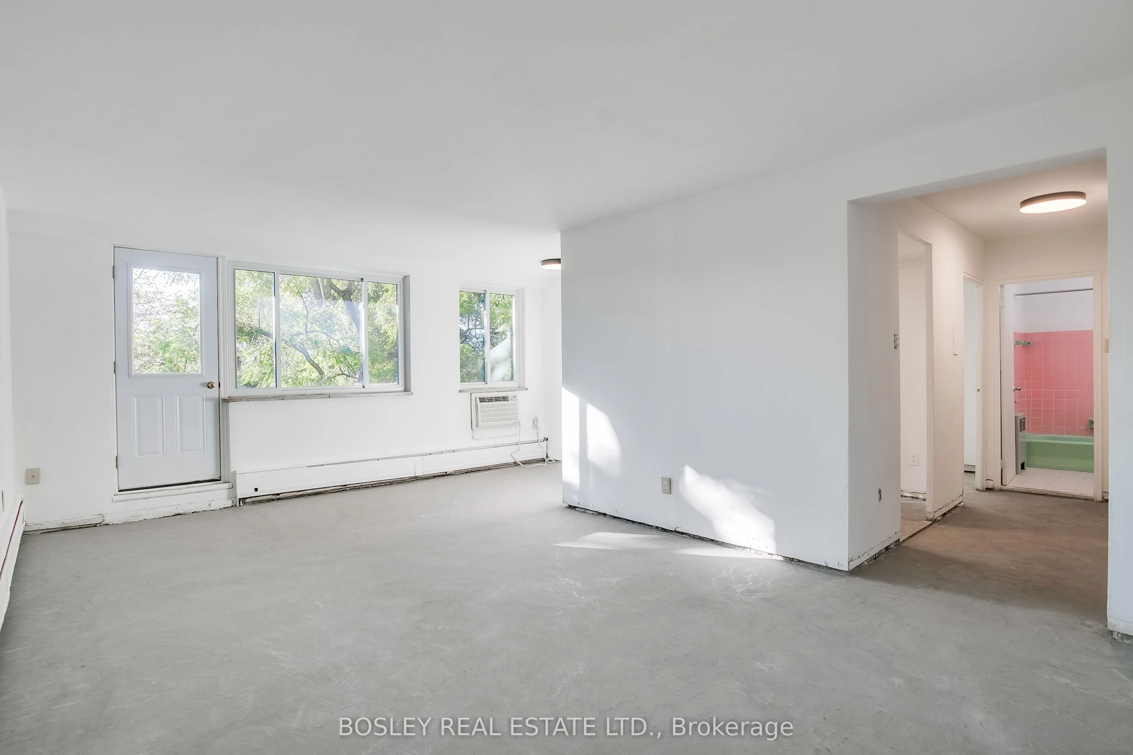 158 Crescent Road #404