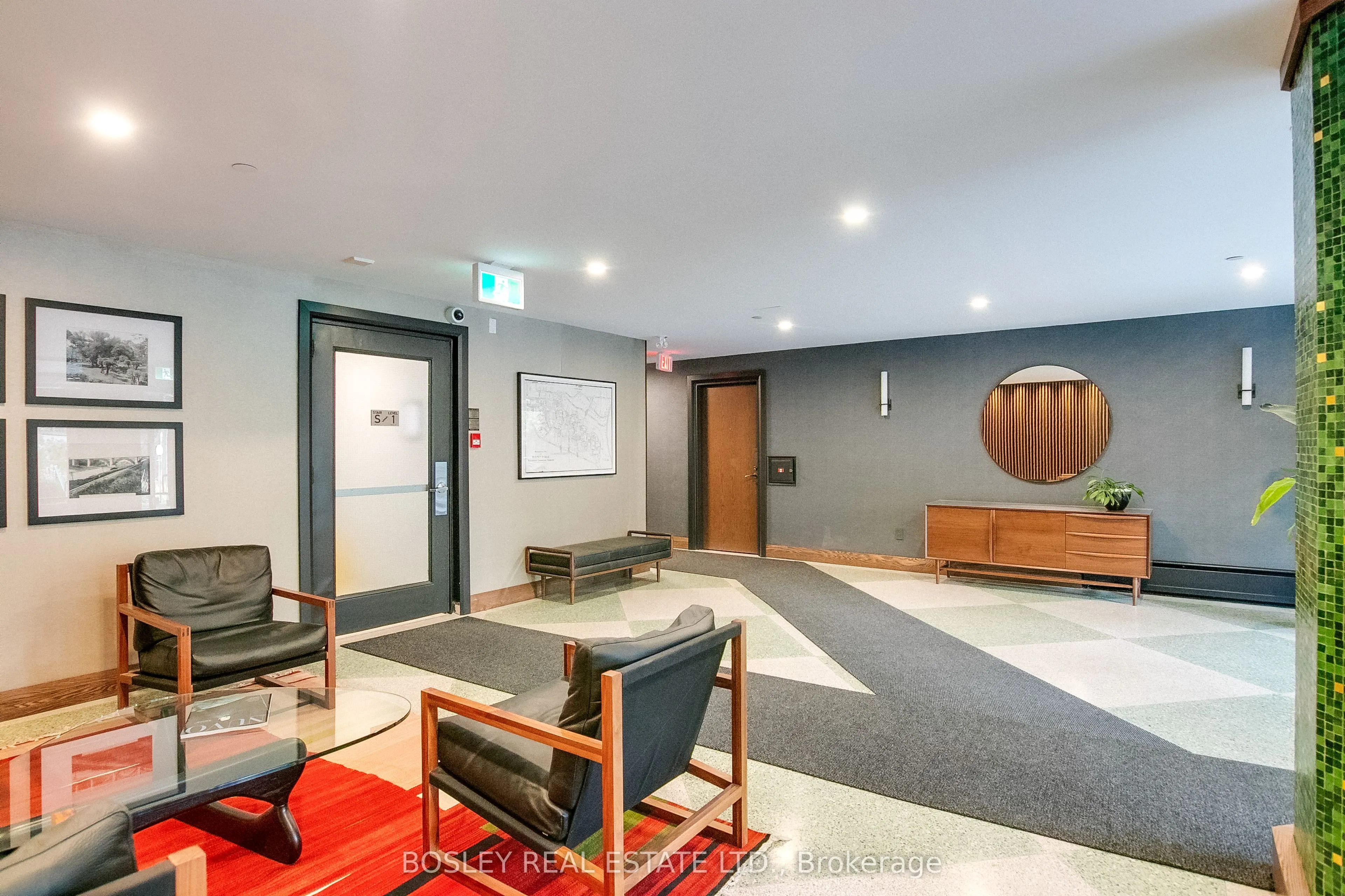 158 Crescent Road #404