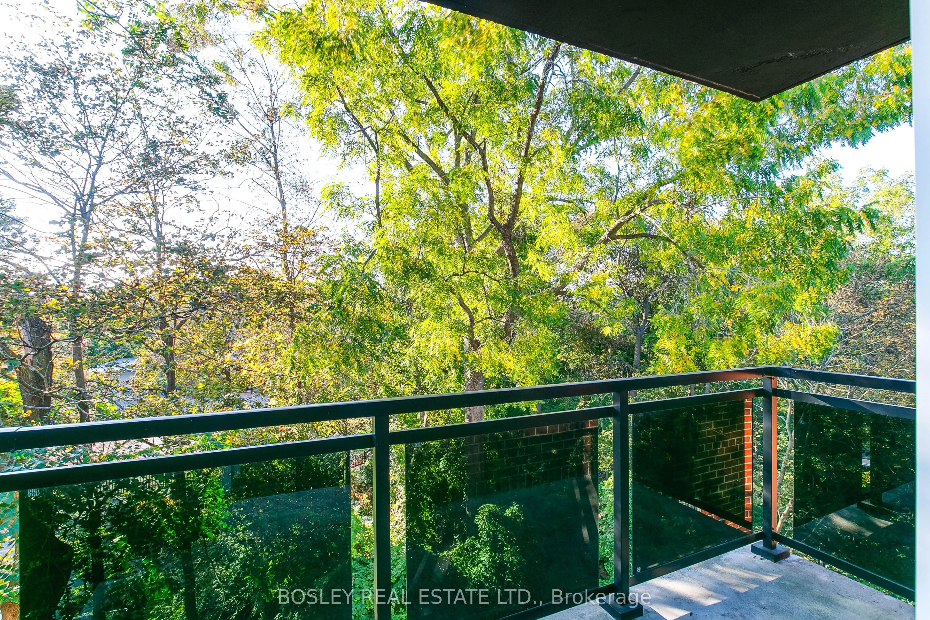 158 Crescent Road #404