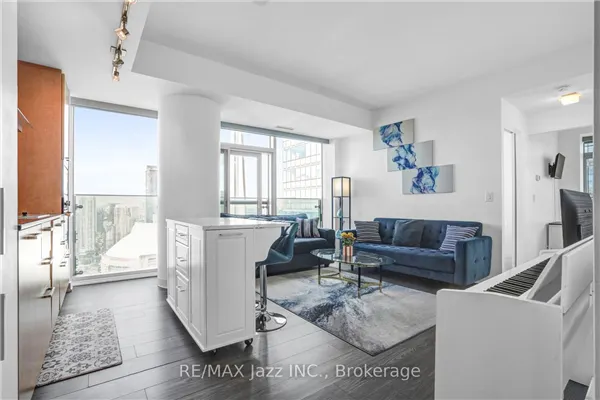 14 York Street #3808