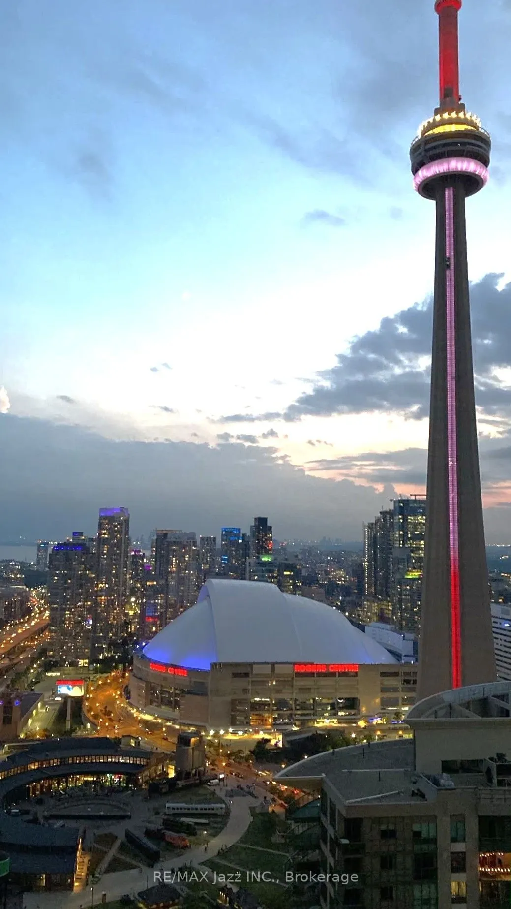 14 York Street #3808