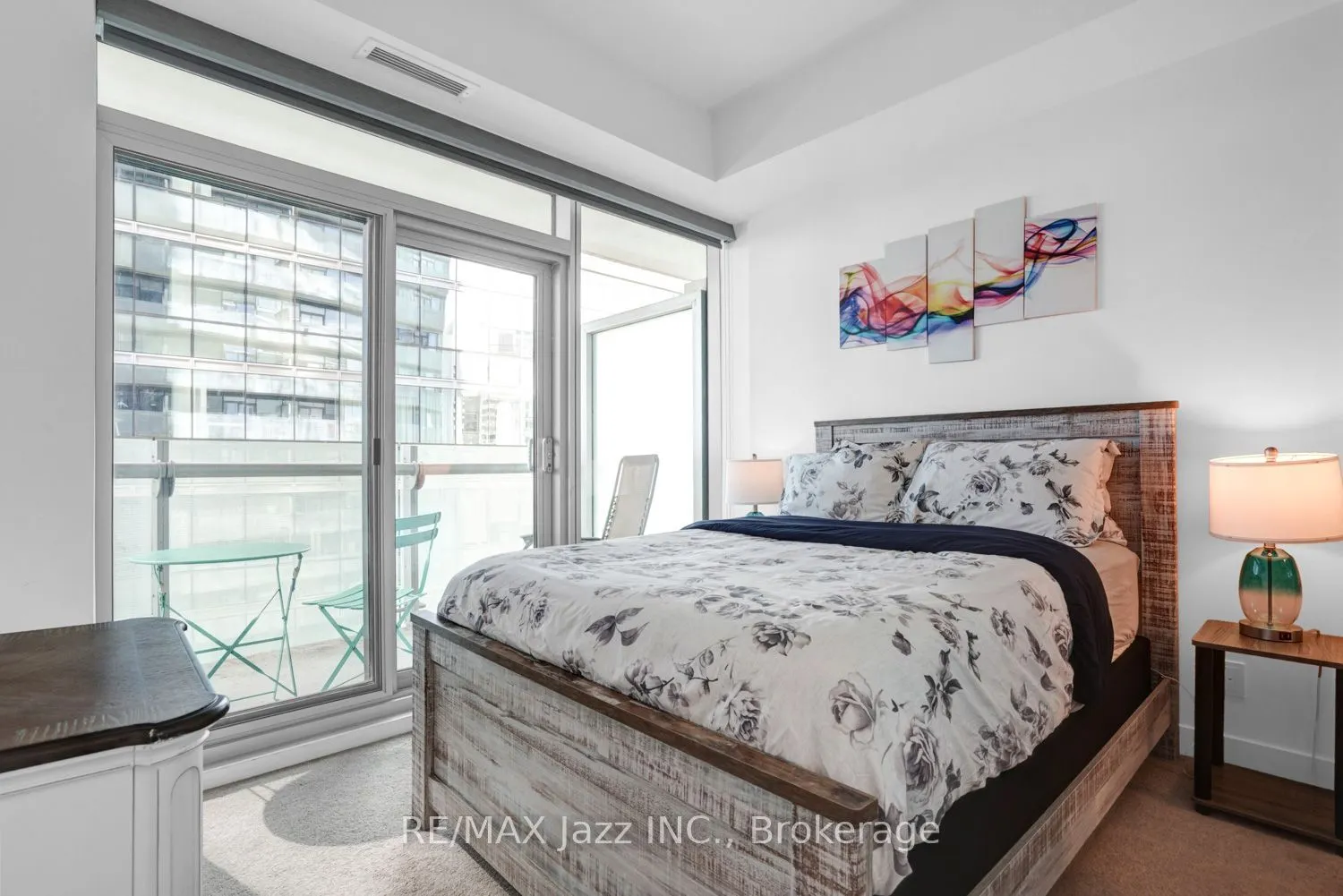 14 York Street #3808