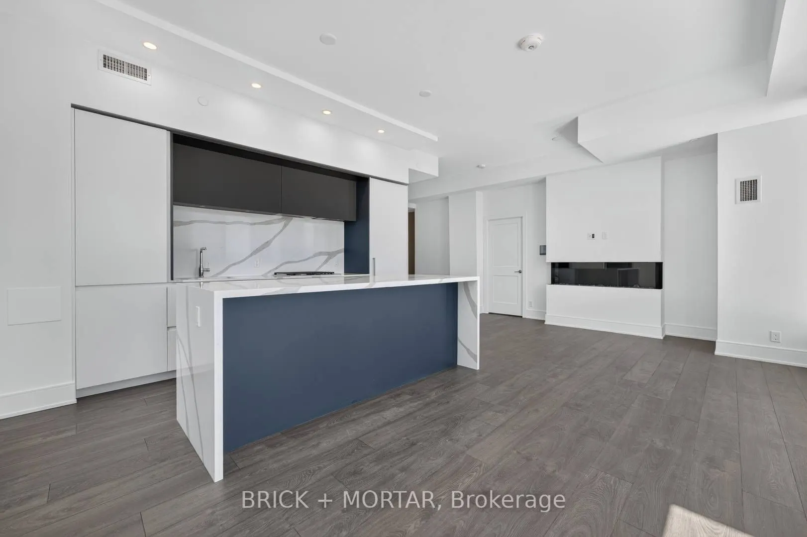 1 Hillsdale Avenue W #705