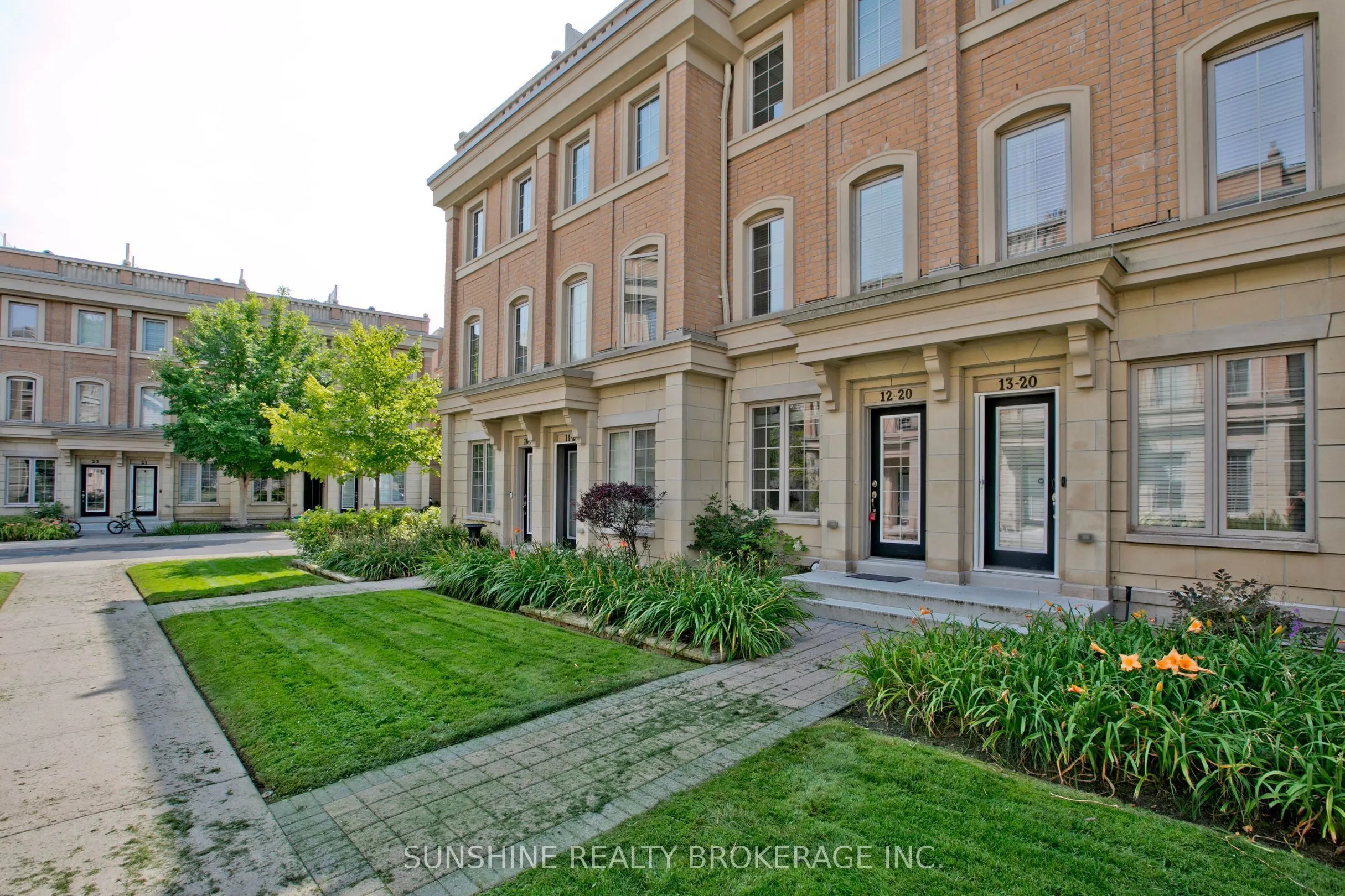 20 Hargrave Lane #12