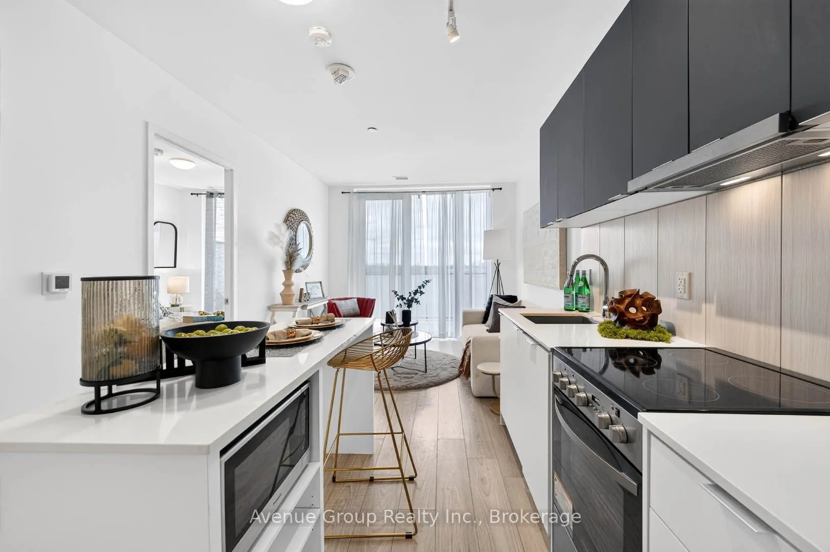 8 Tippett Road #616