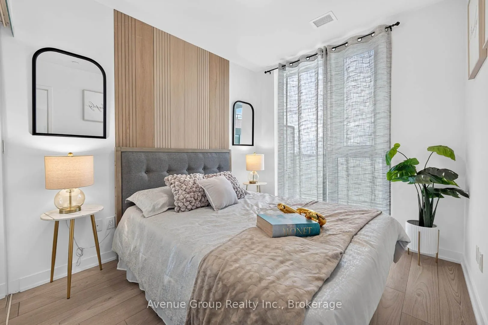 8 Tippett Road #616
