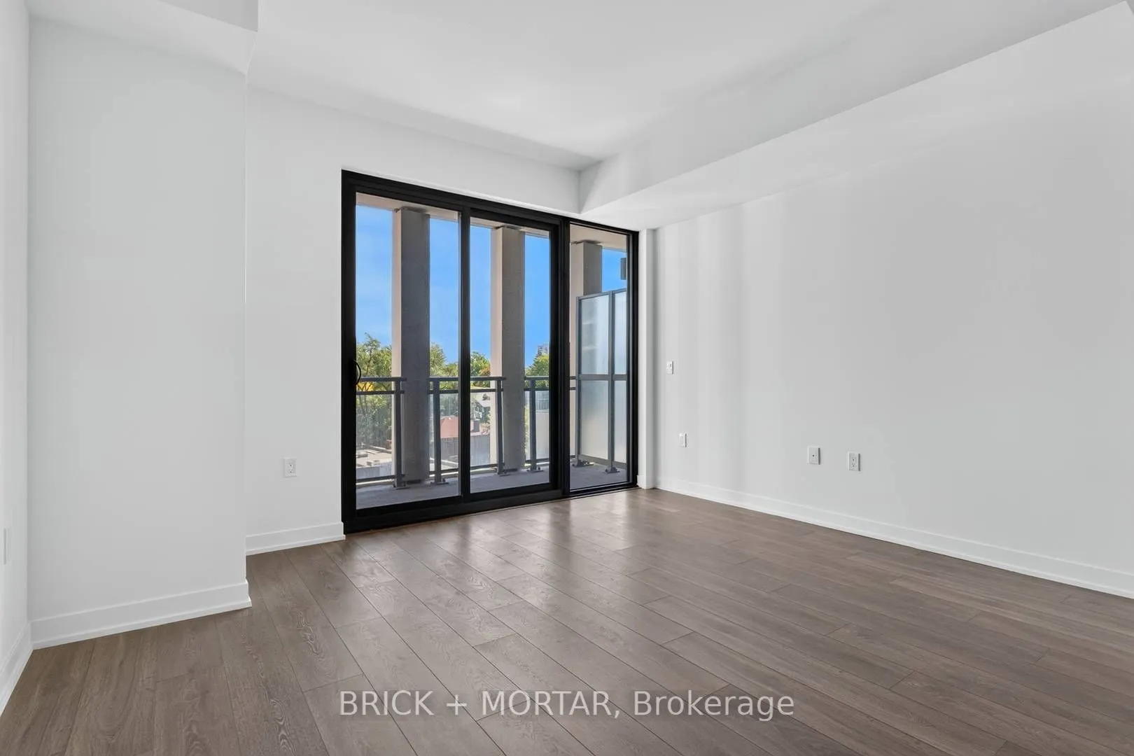1 Hillsdale Avenue W #405