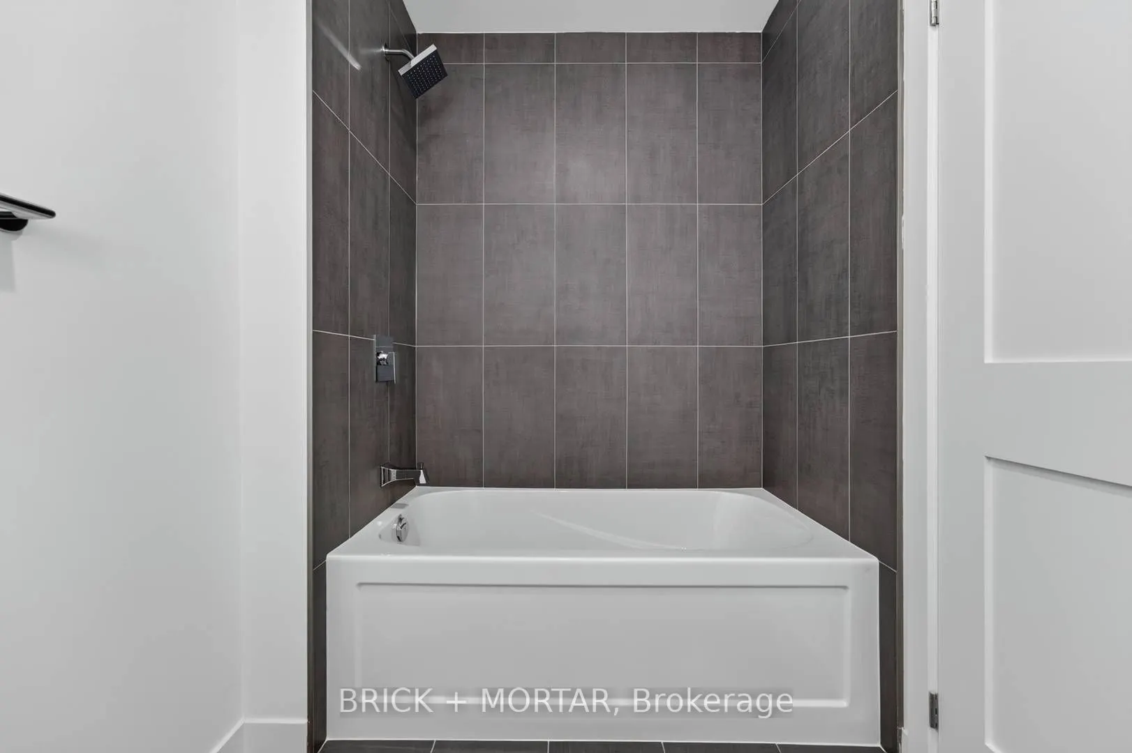 1 Hillsdale Avenue W #405