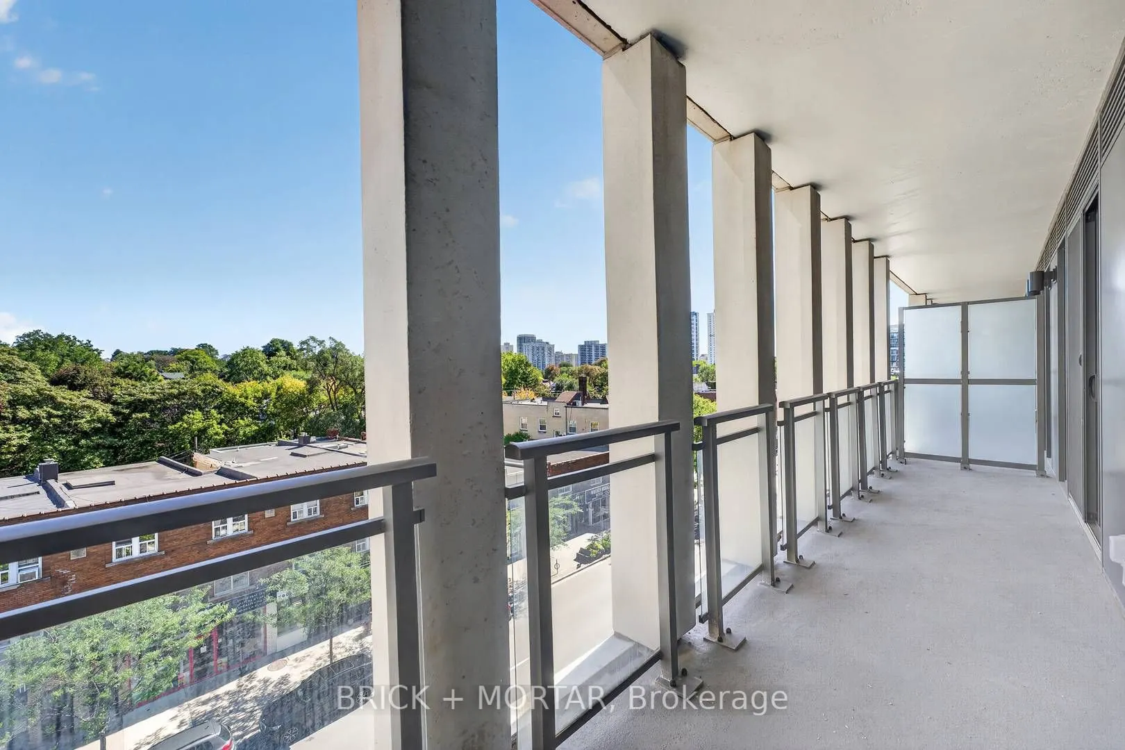 1 Hillsdale Avenue W #405