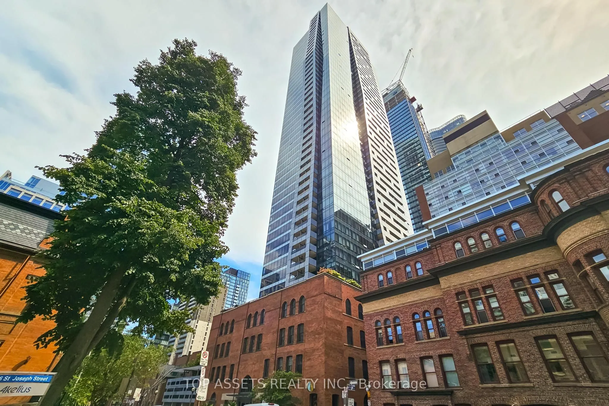 5 St. Joseph Street #2206