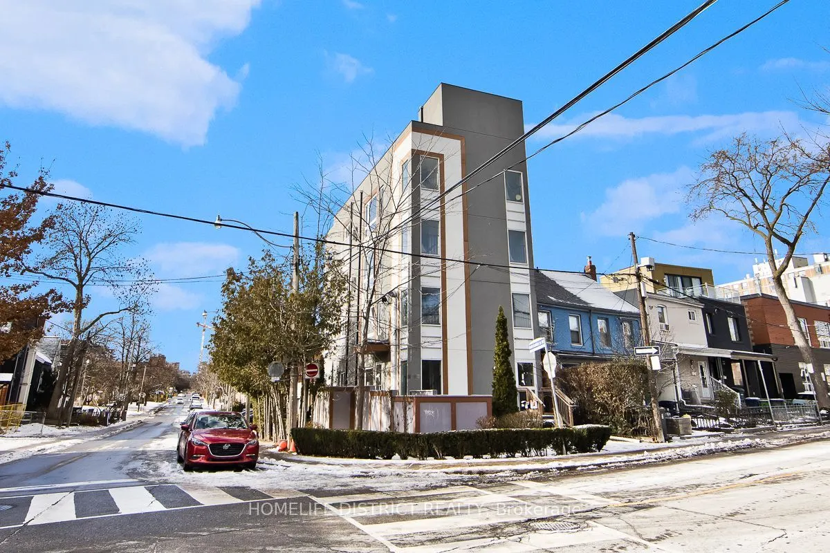 243 Niagara Street #200