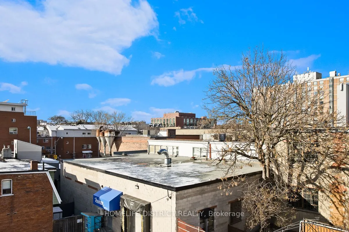 243 Niagara Street #200