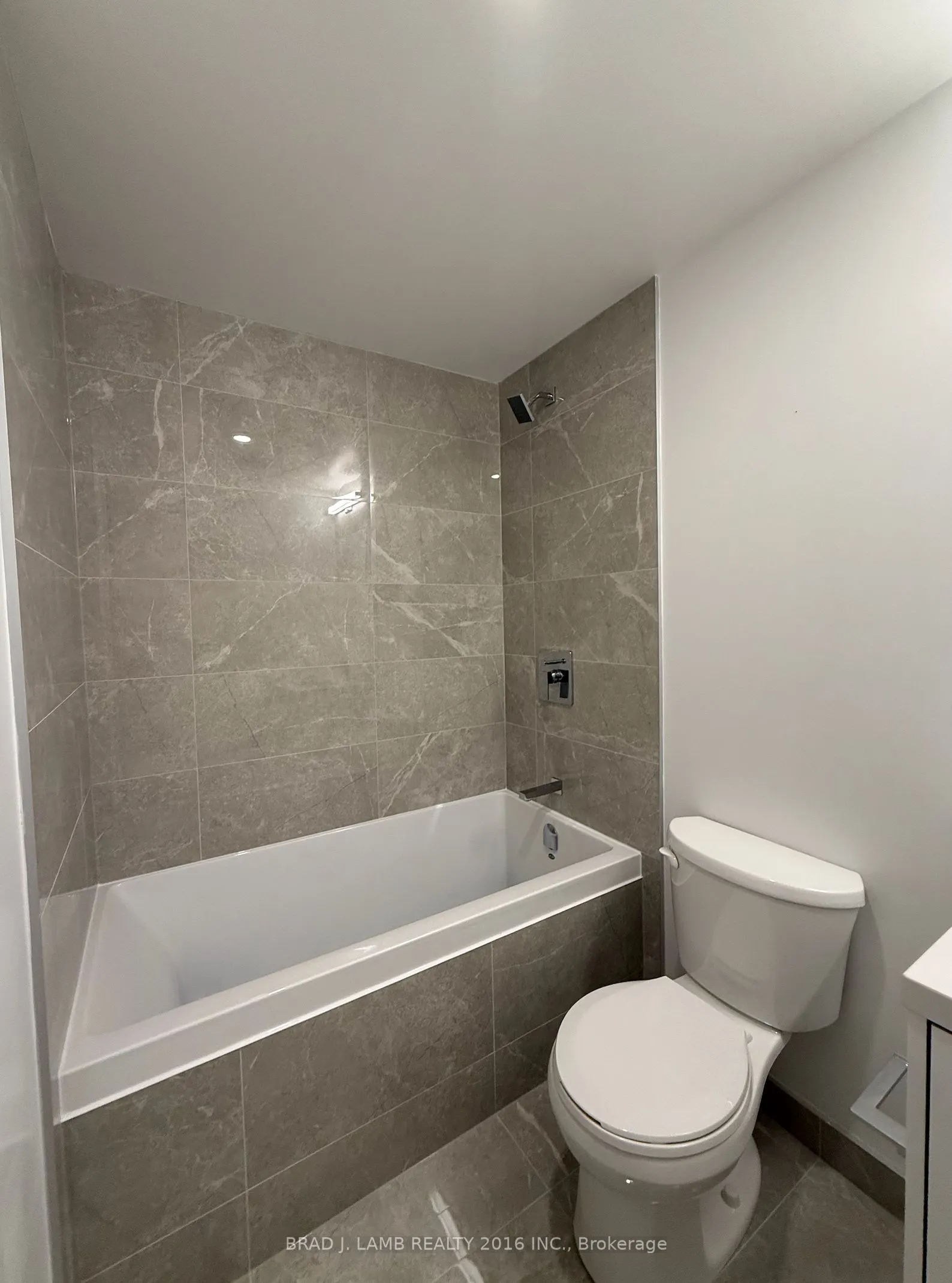 55 Ontario Street #518