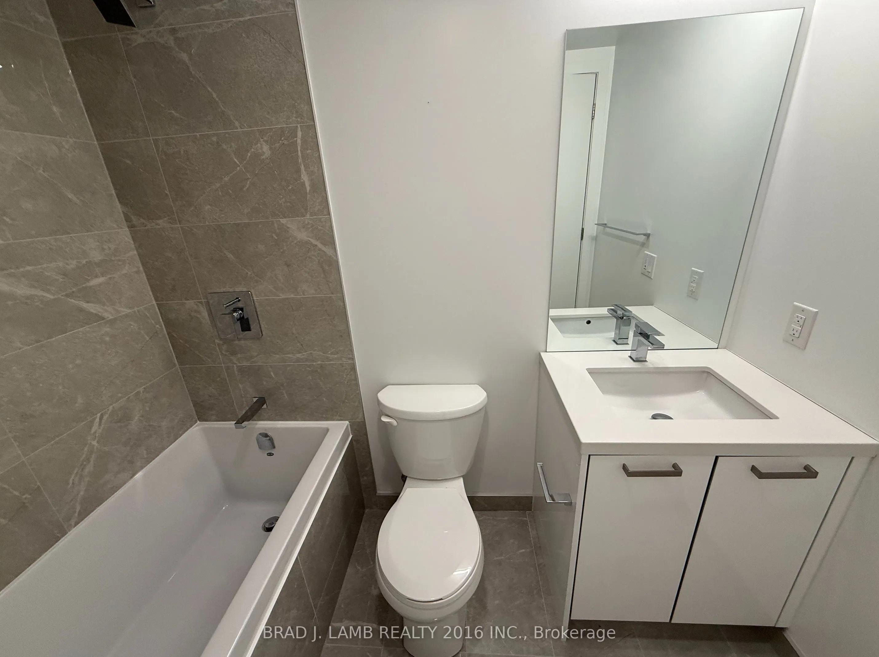 55 Ontario Street #518
