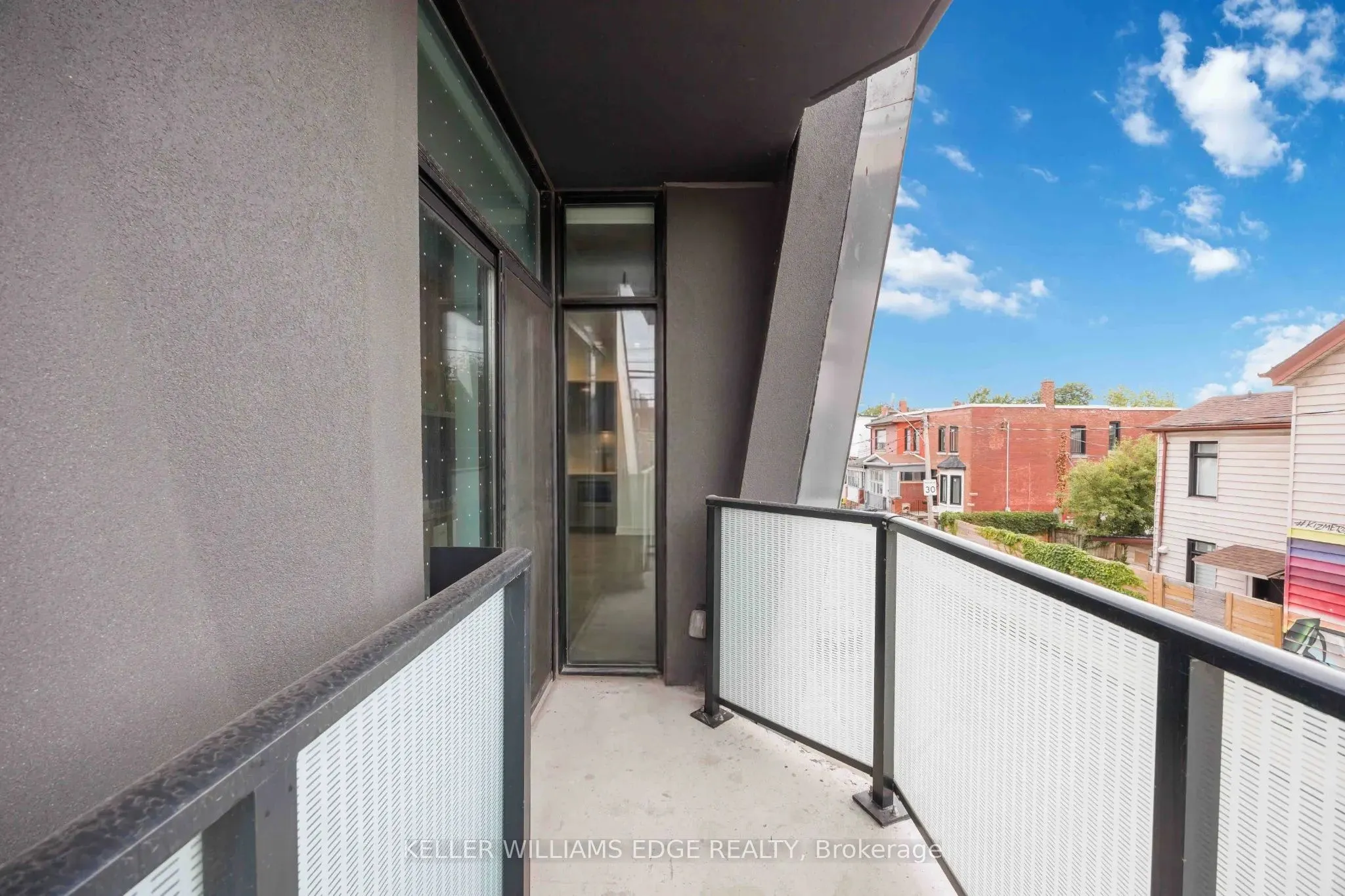 109 Wolseley Street E #204