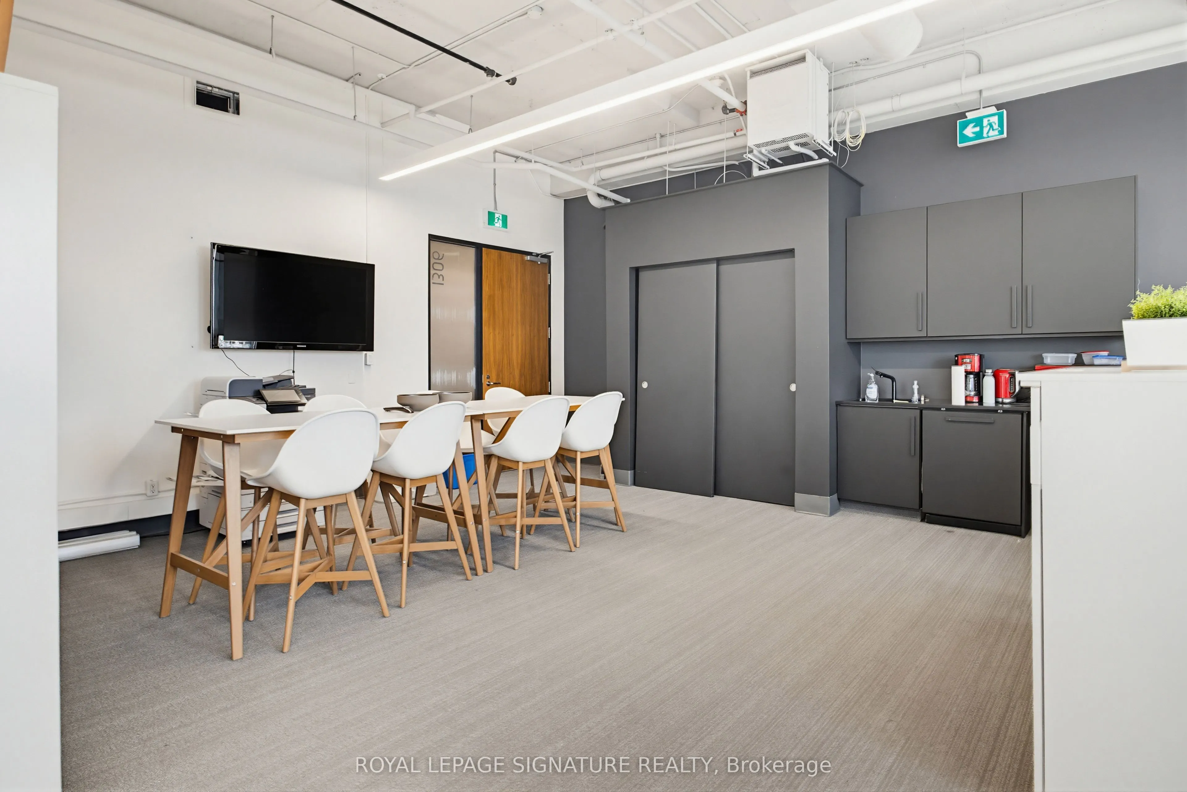 130 Queens Quay E #1306-1312