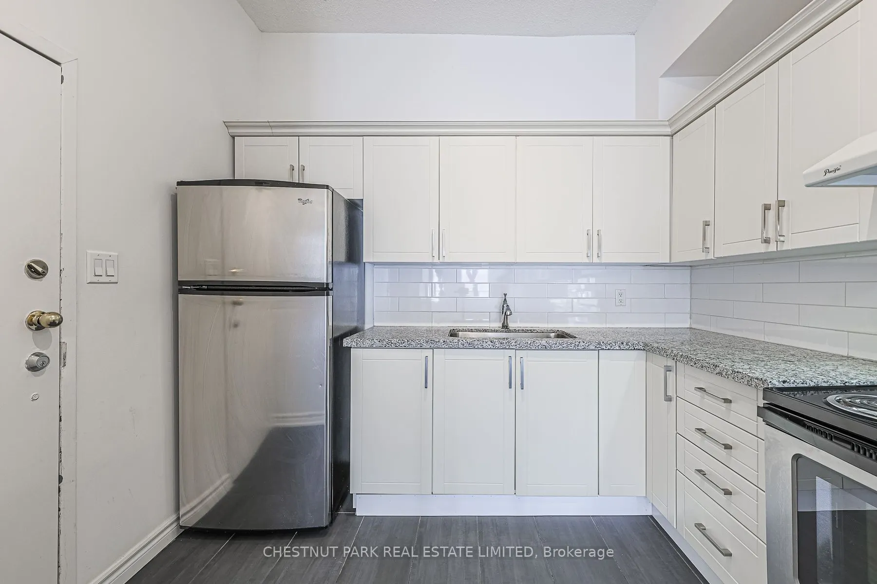 650A Queen Street W ##1