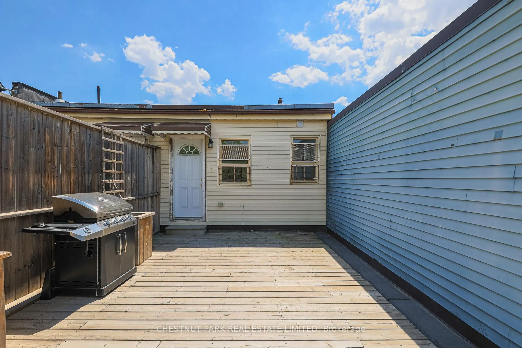 650A Queen Street W ##1