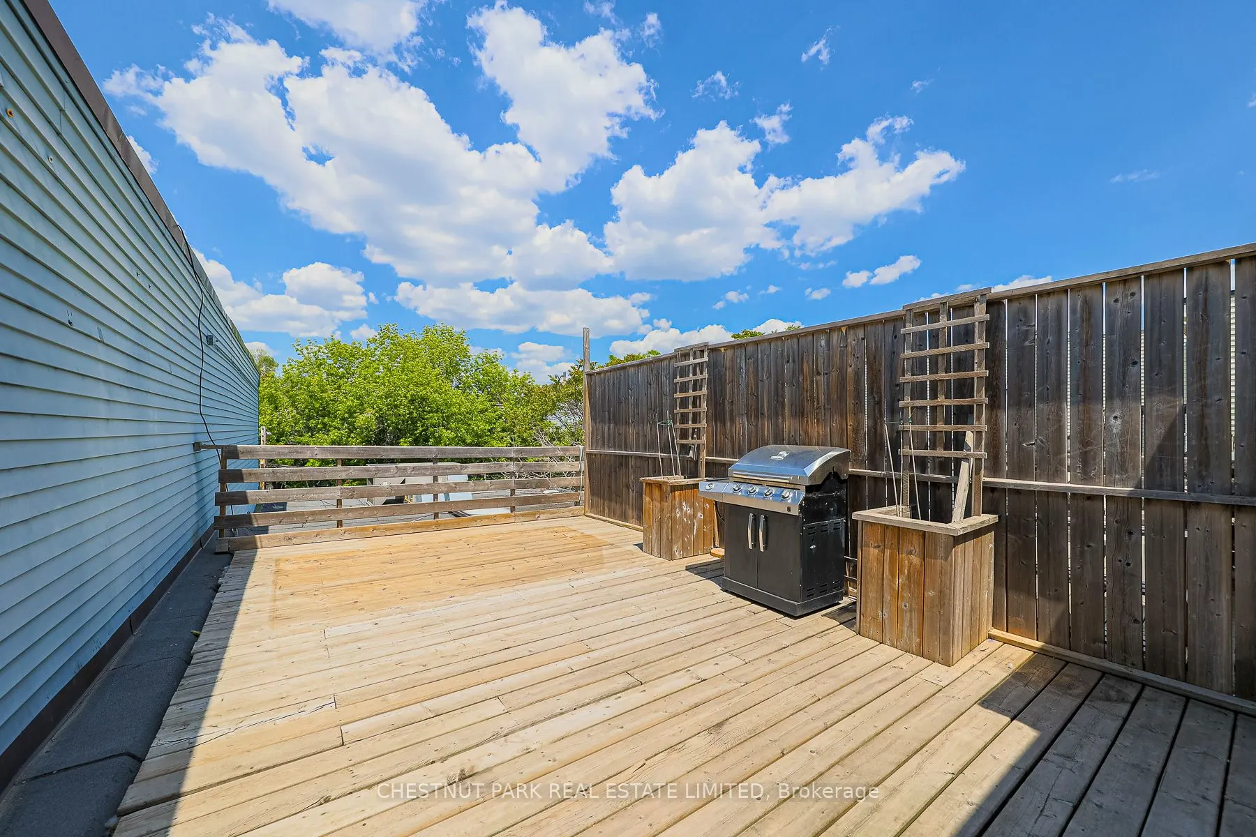 650A Queen Street W ##1