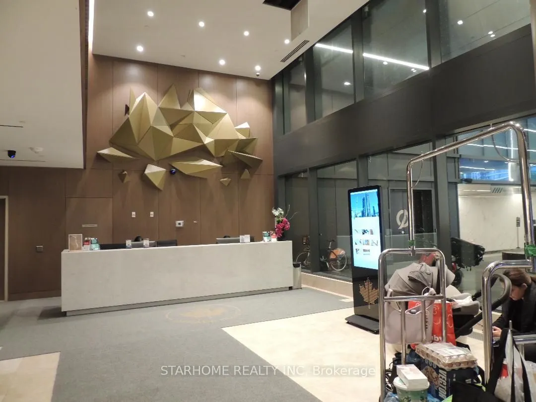 1 Concord Cityplace Way #2015