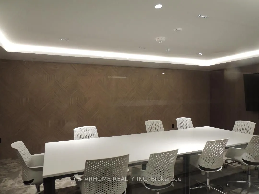 1 Concord Cityplace Way #2015