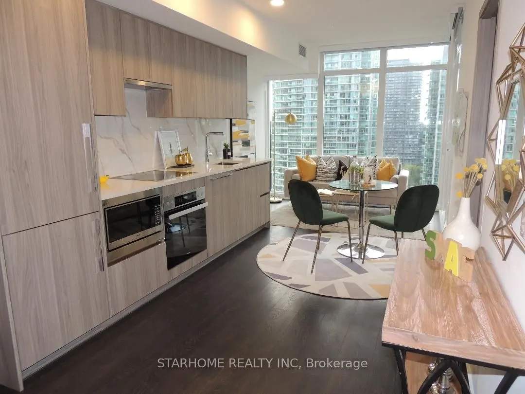 1 Concord Cityplace Way #2015