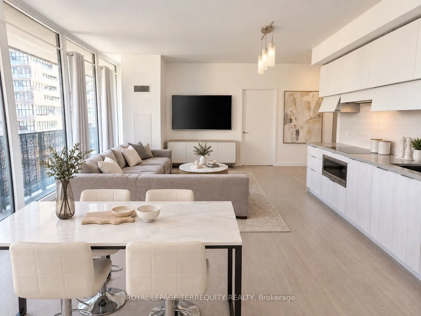 8 Eglinton Avenue E #505