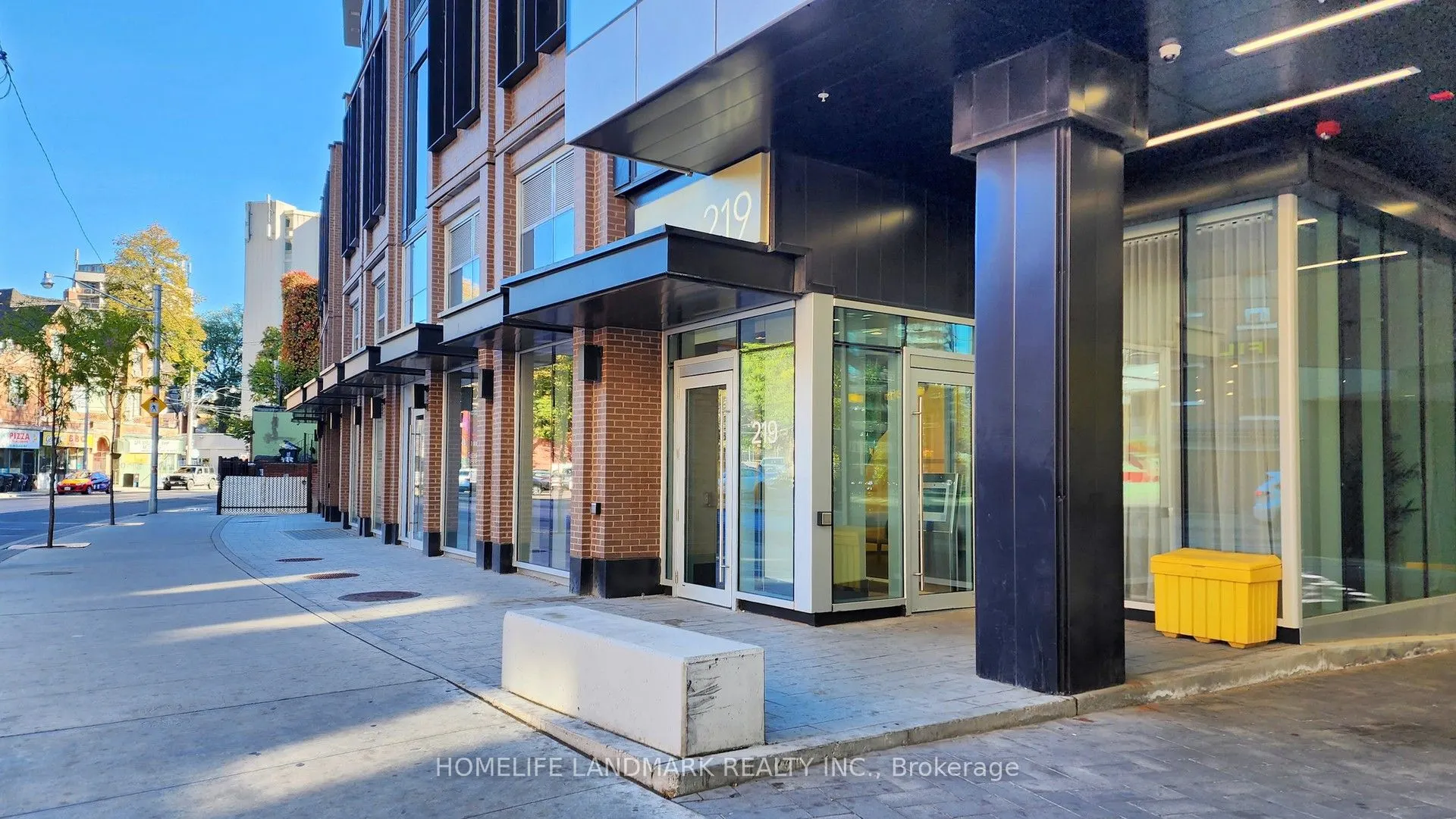 219 Dundas Street E #609