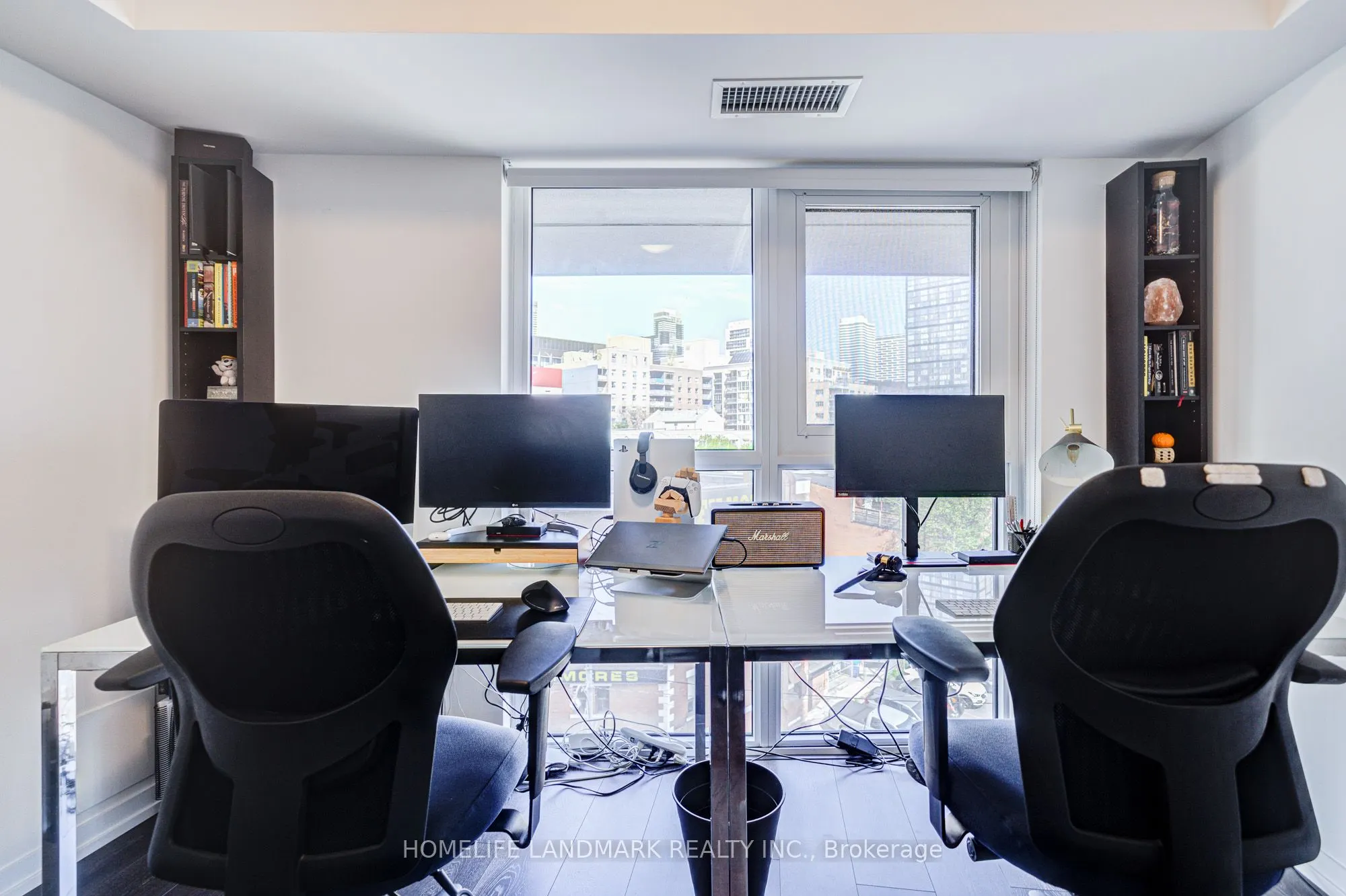 219 Dundas Street E #609