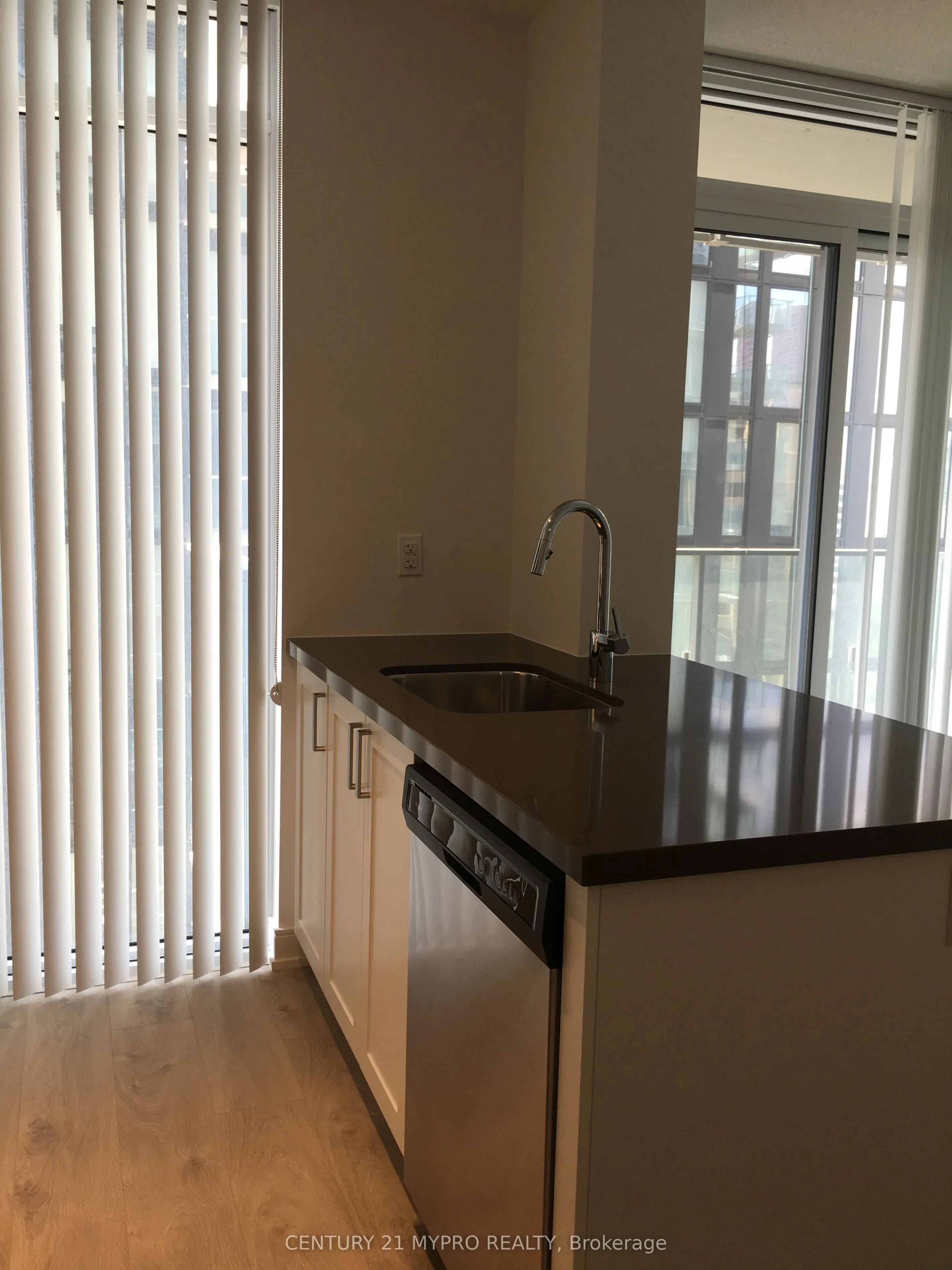 50 Wellesley Street E #1711