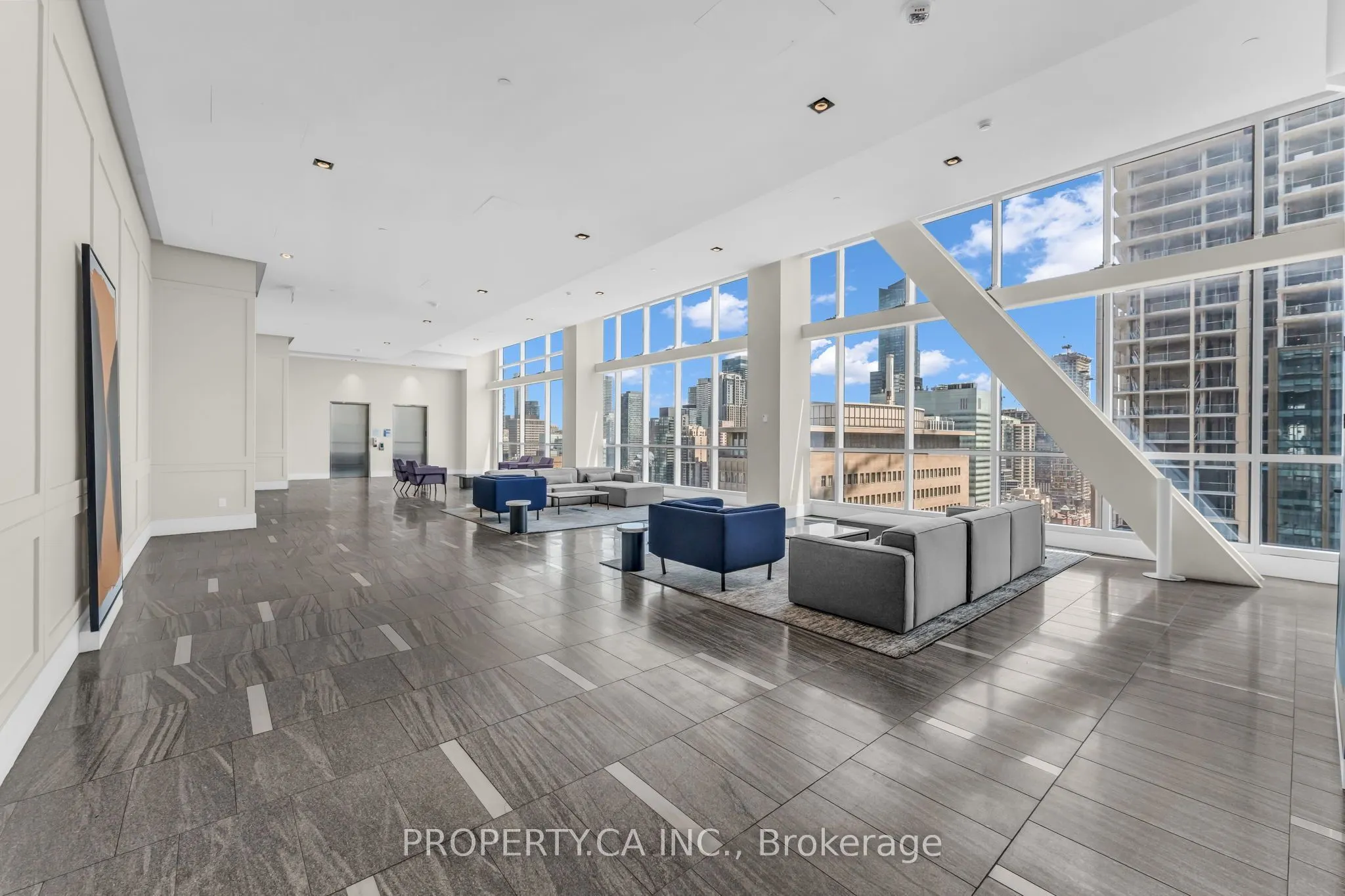 488 University Avenue #3002