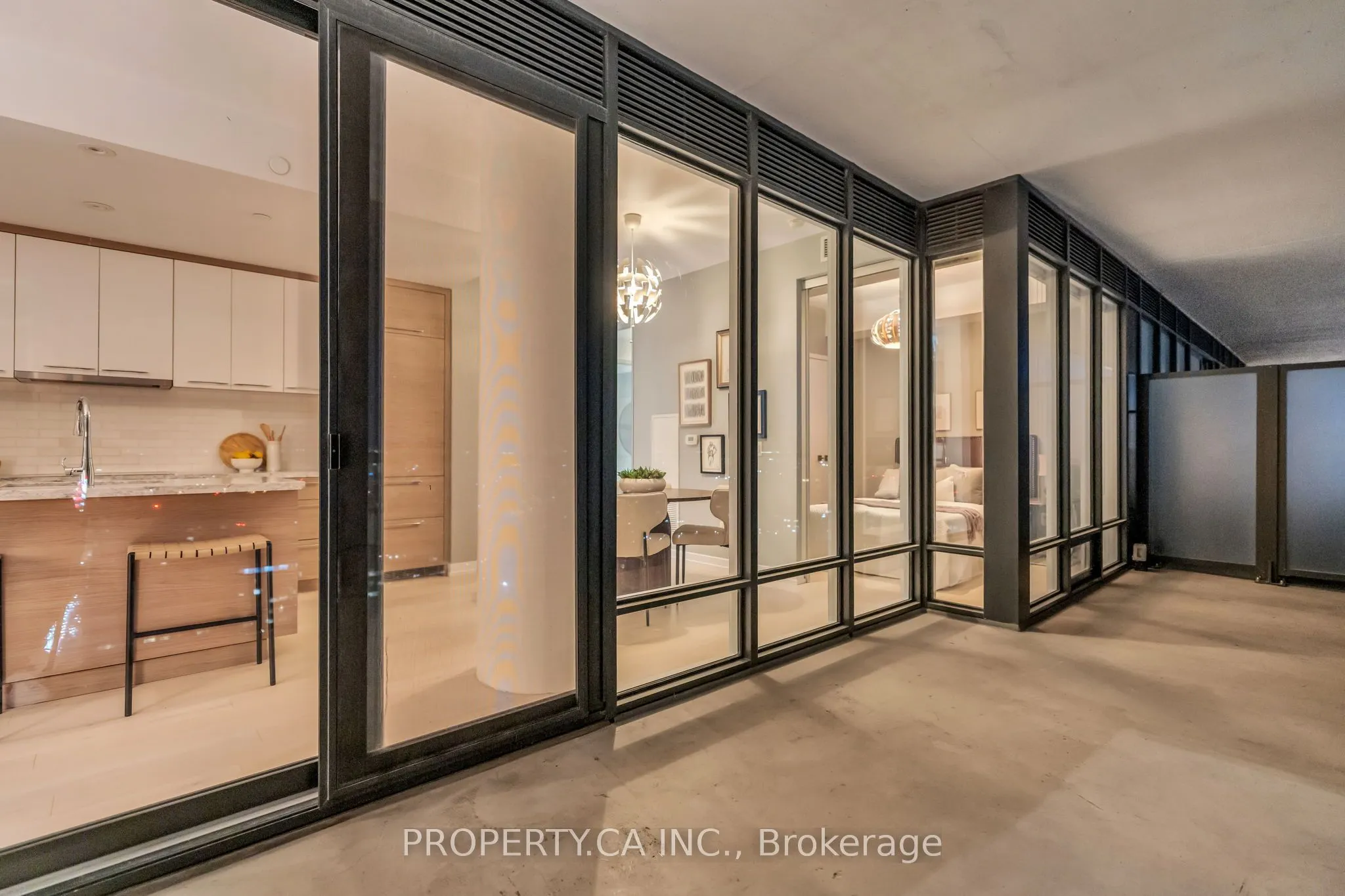 488 University Avenue #3002