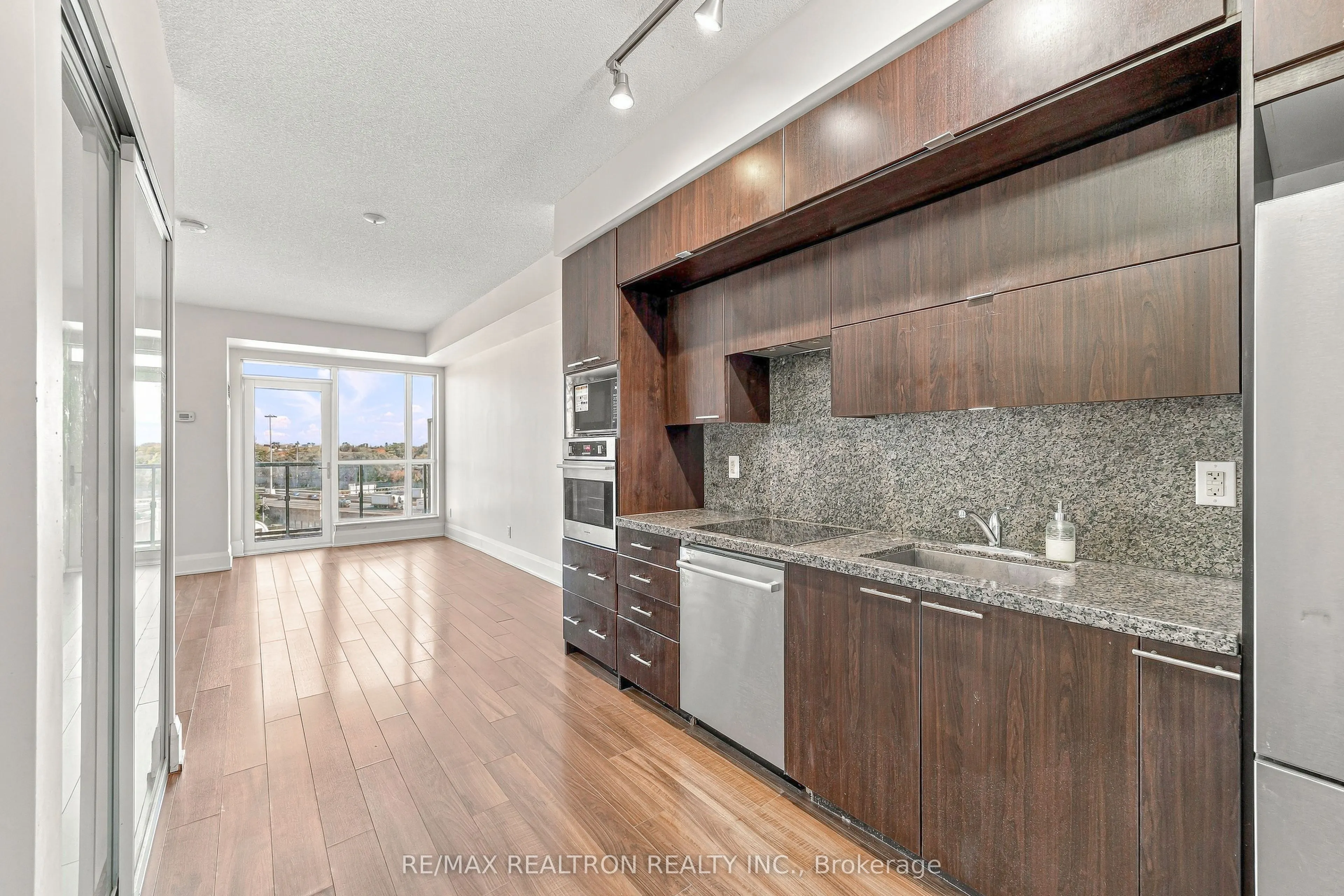 120 Harrison Garden Boulevard #616