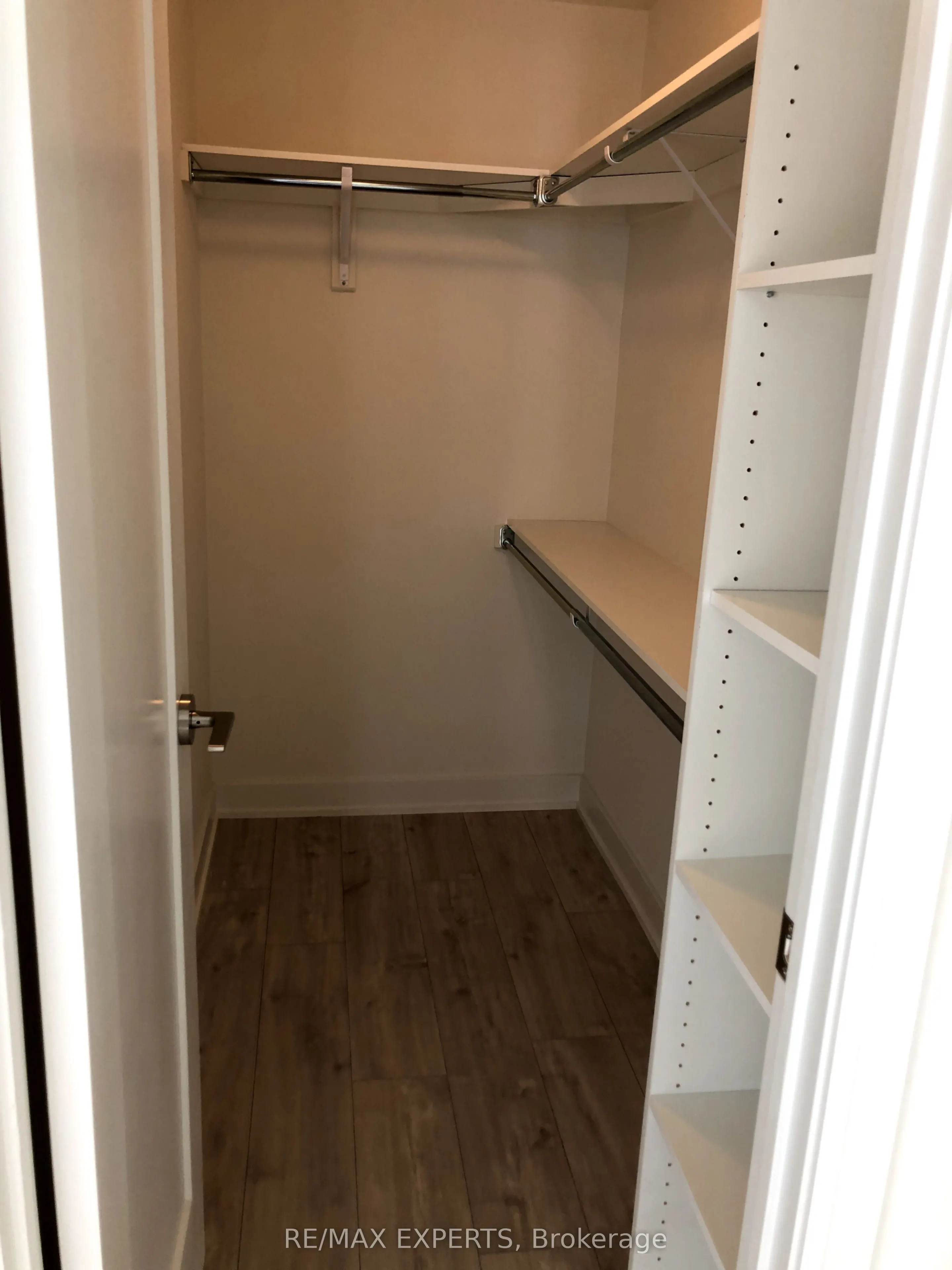 27 Bathurst Street #1214W