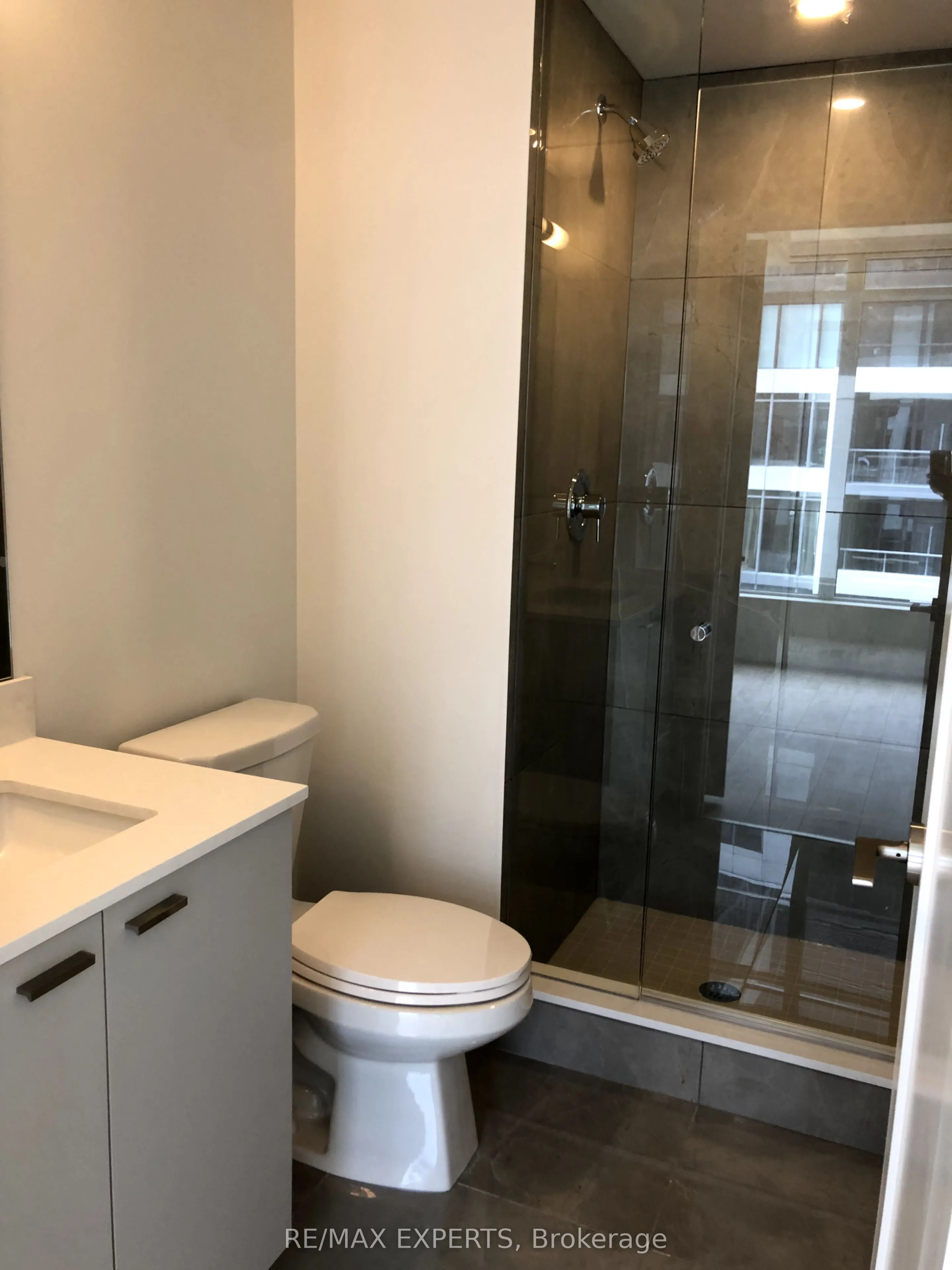 27 Bathurst Street #1214W