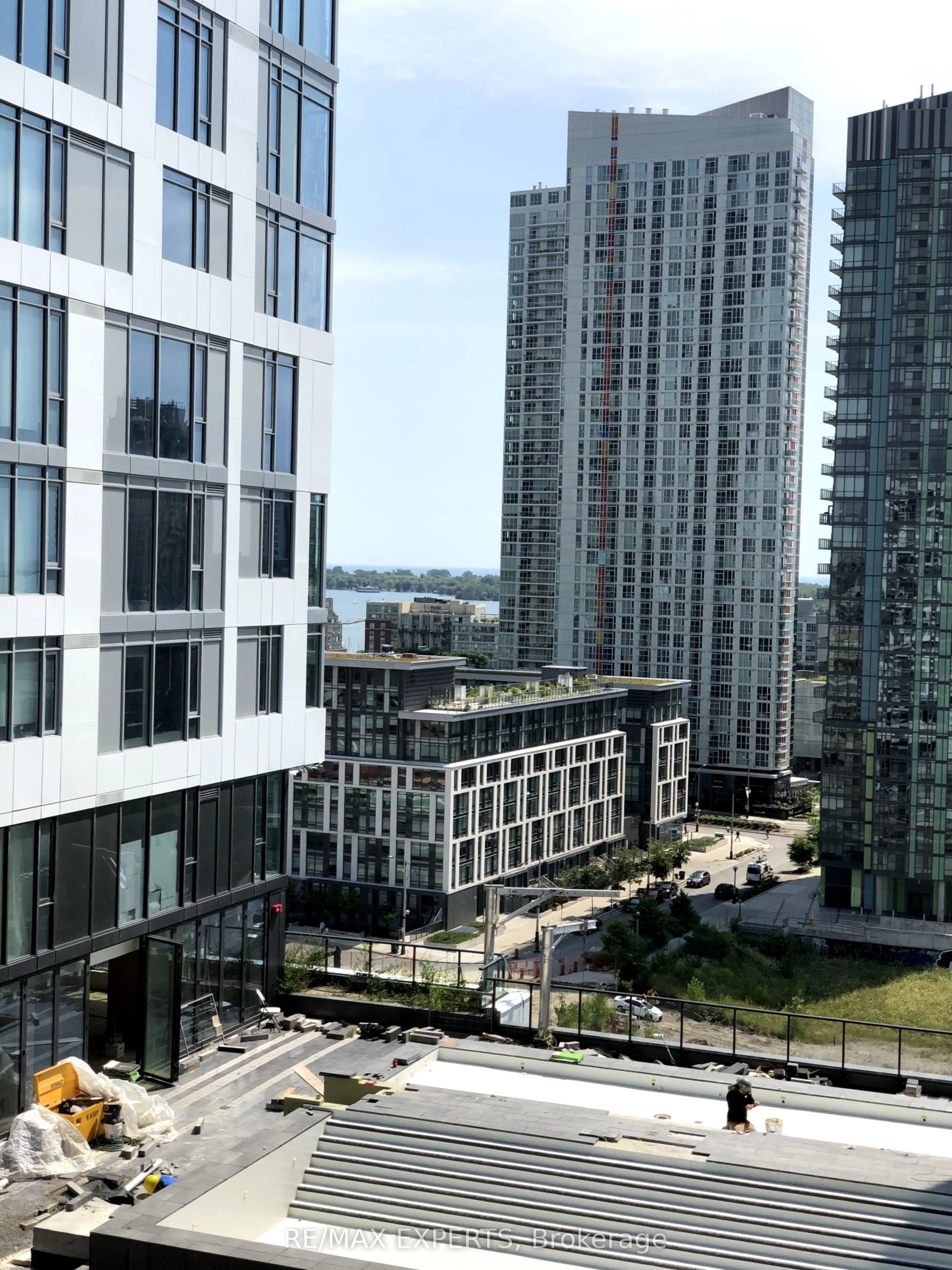 27 Bathurst Street #1214W